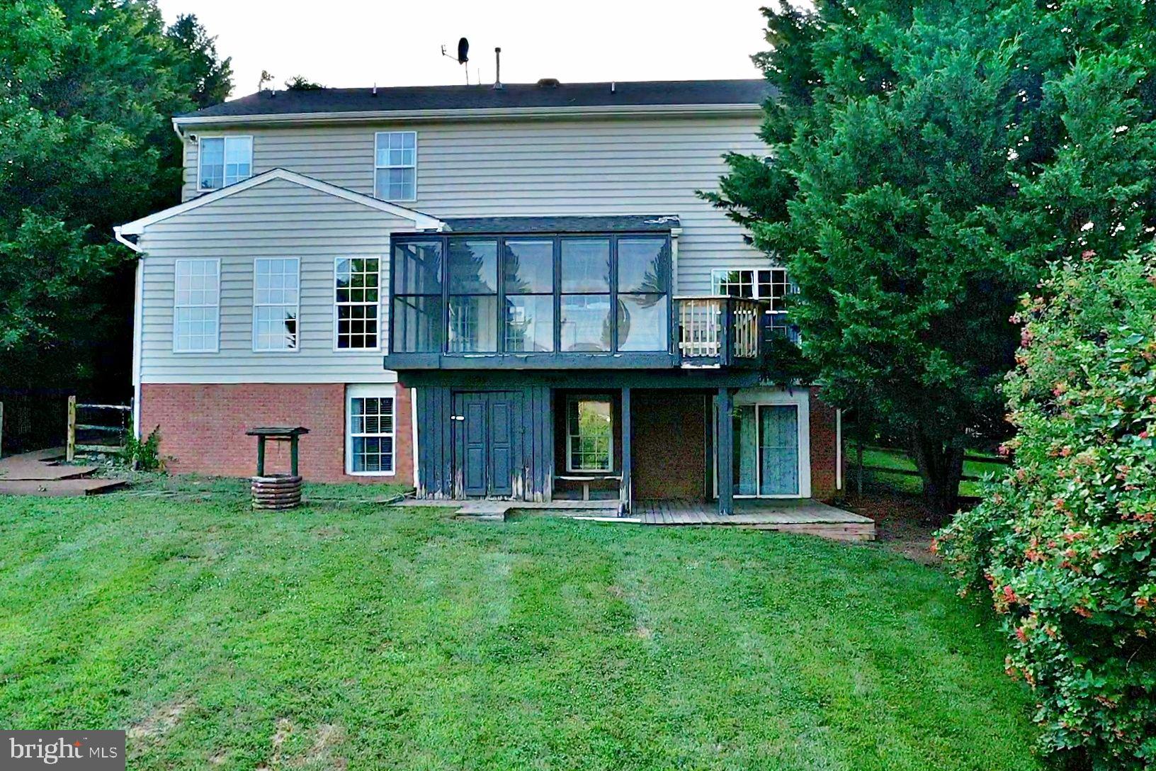 LOCUST HILL - Residential