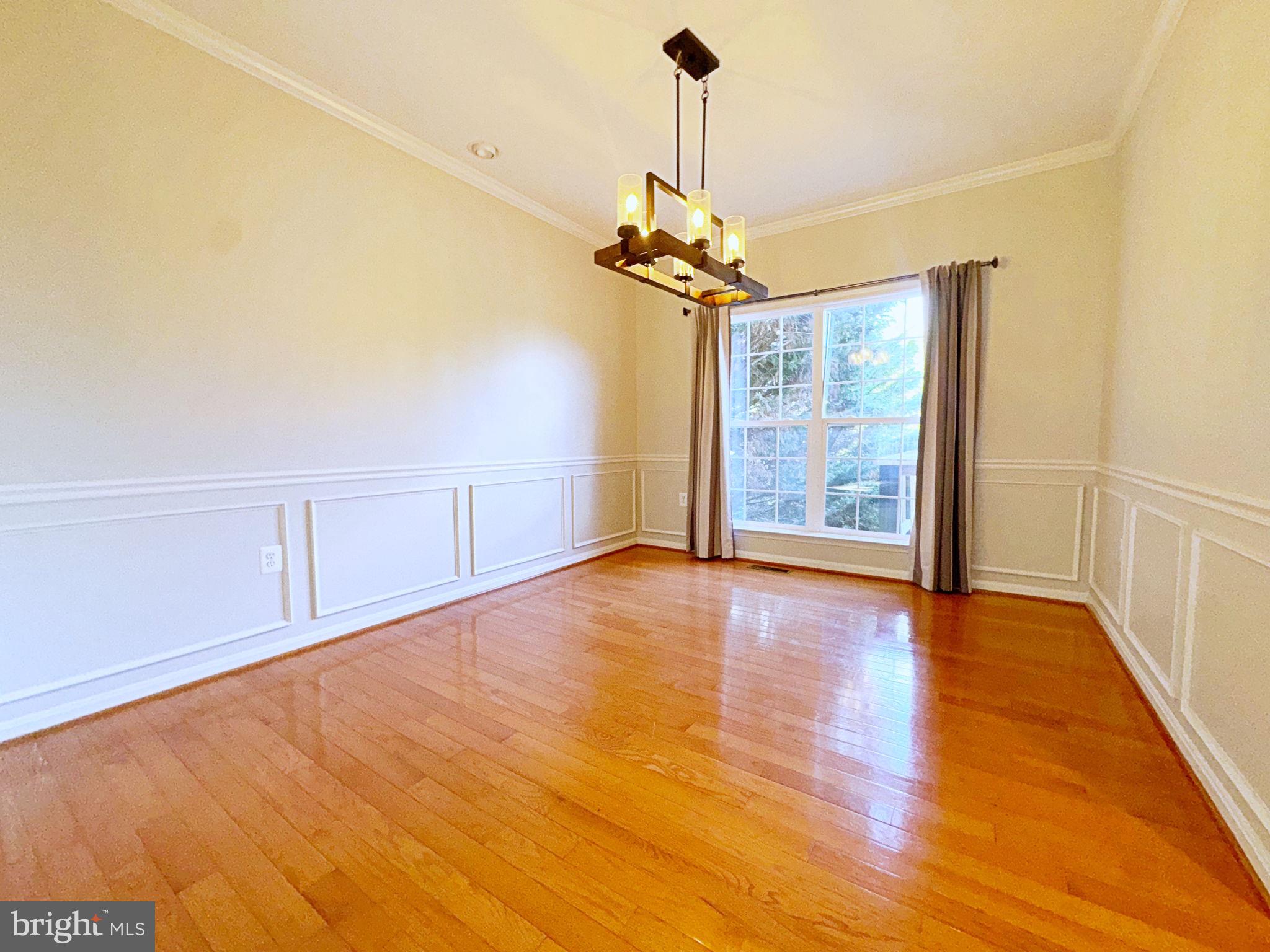 LOCUST HILL - Residential