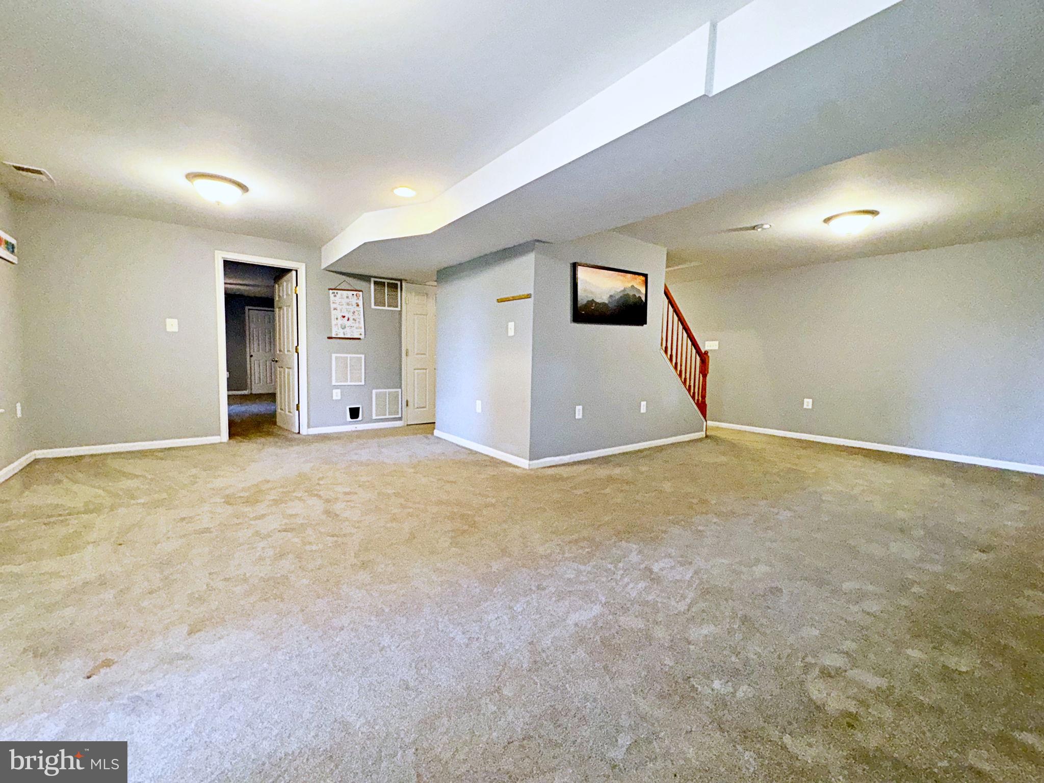 LOCUST HILL - Residential