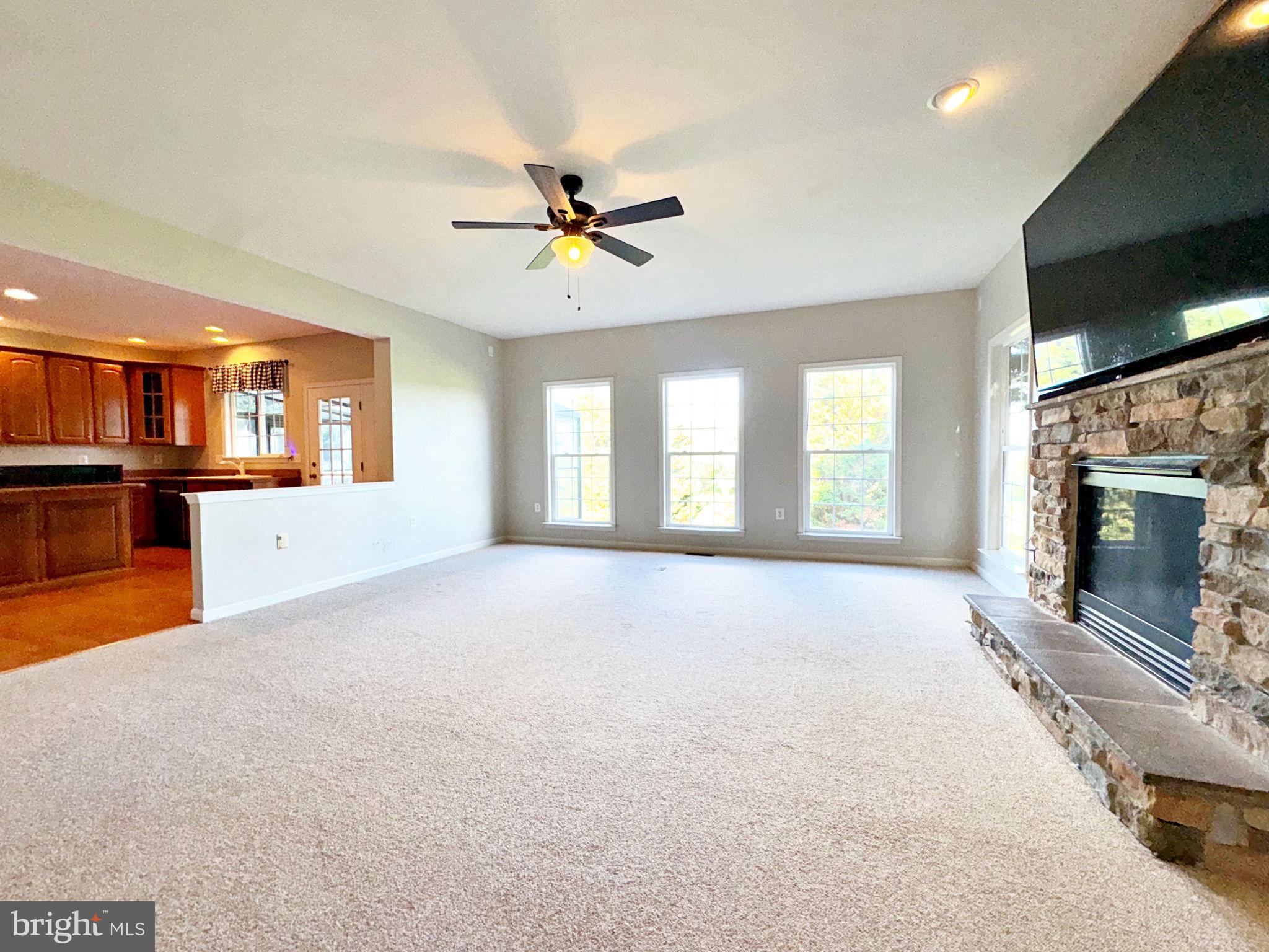 LOCUST HILL - Residential