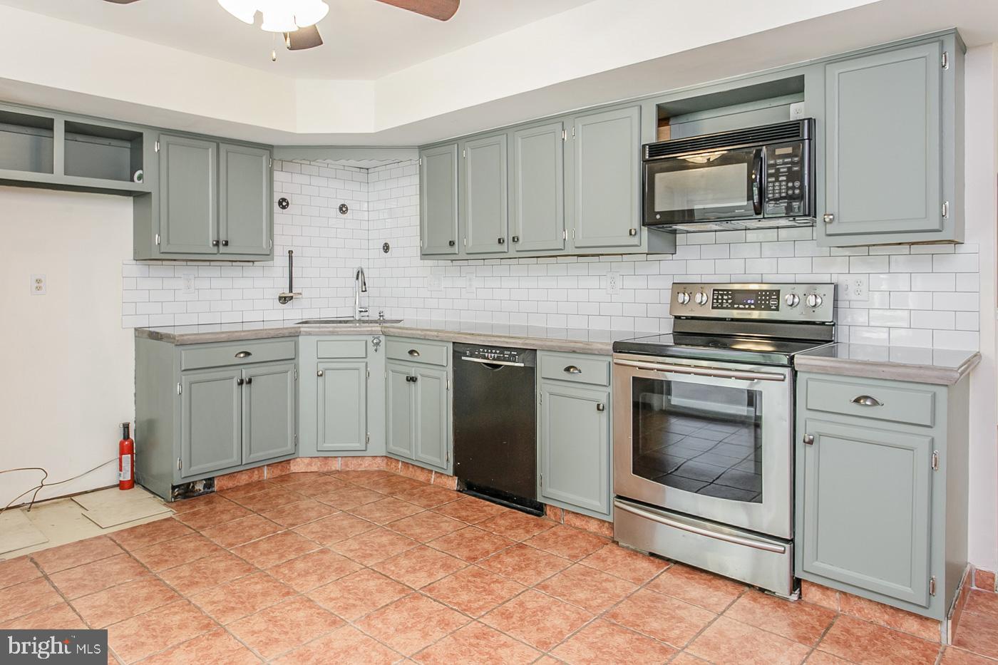 FAIR HILLS - Residential