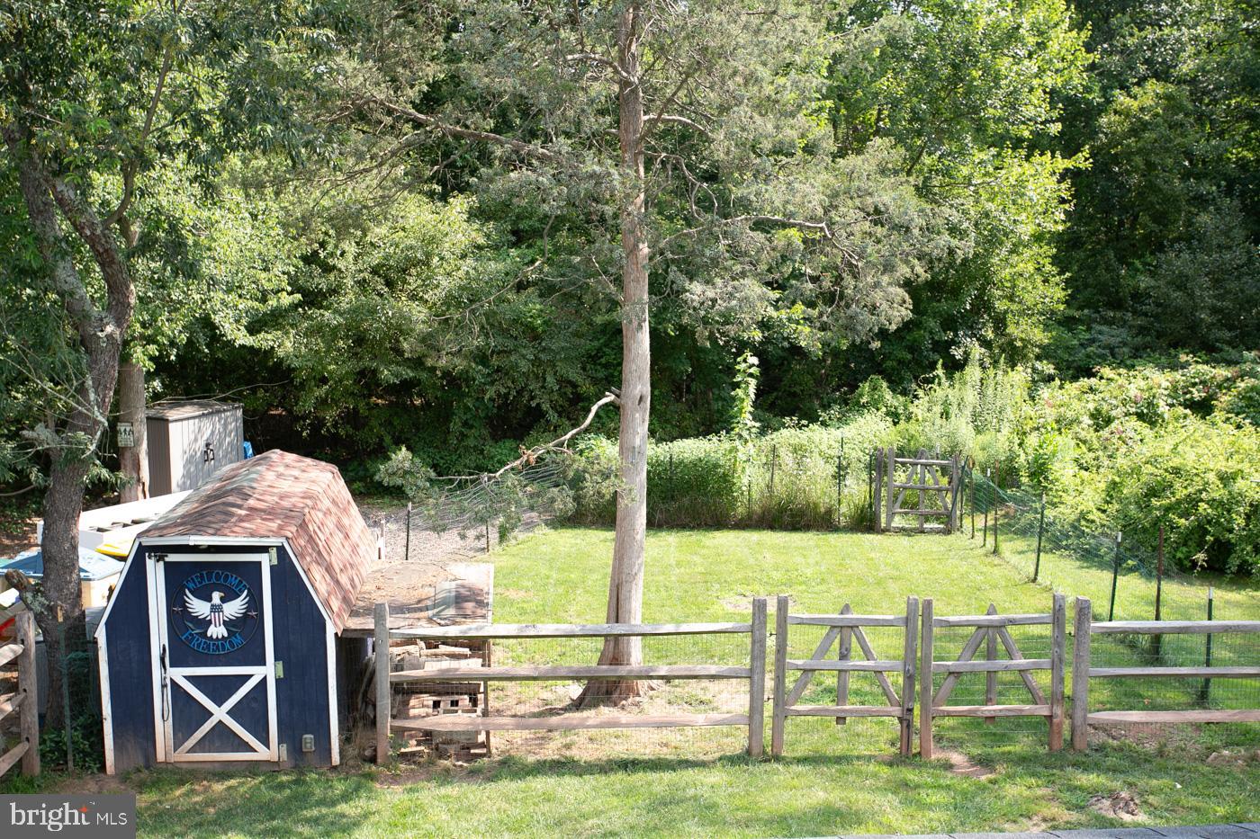 FAIR HILLS - Residential