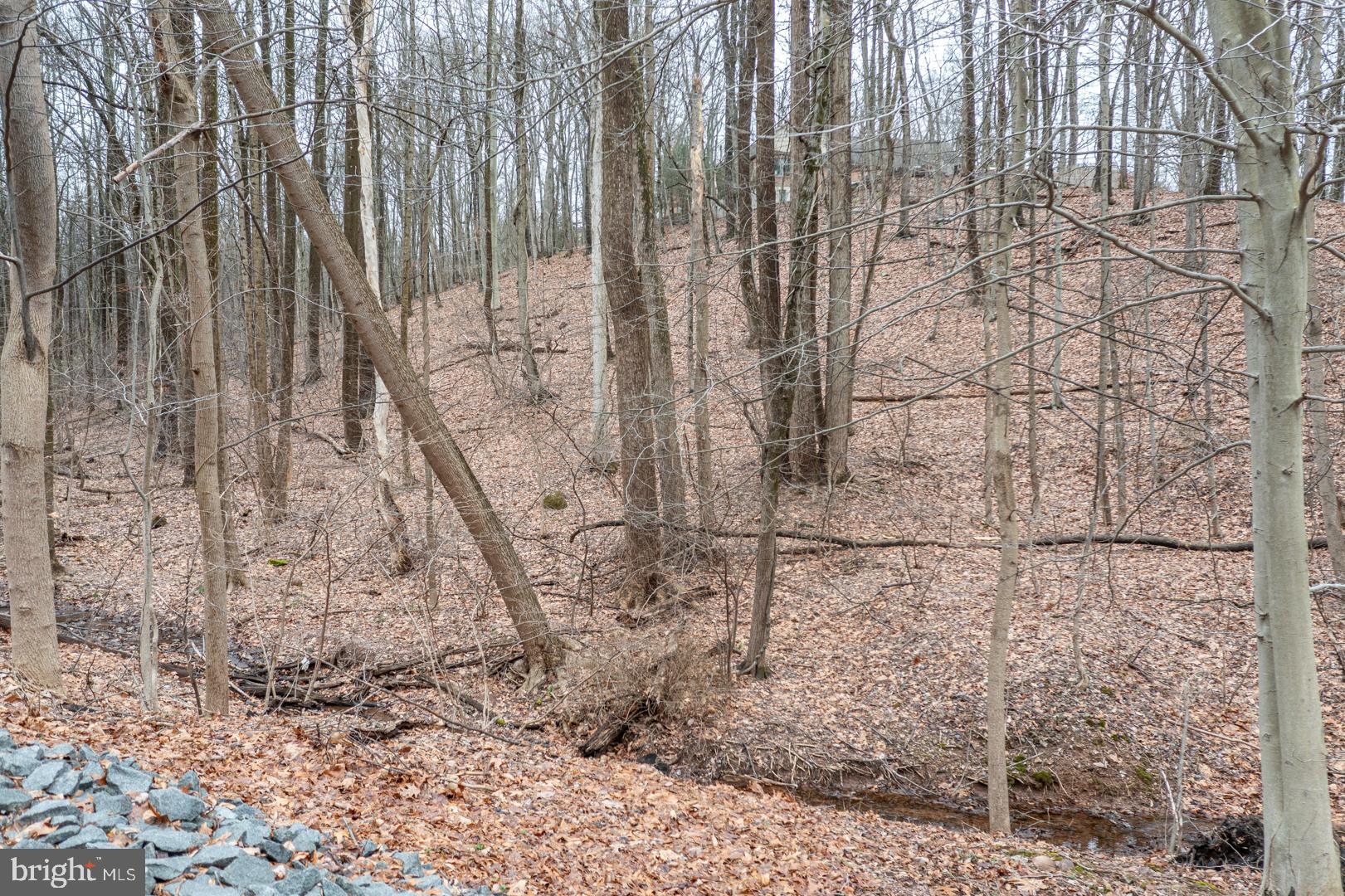 10 HIDDEN POND DRIVE