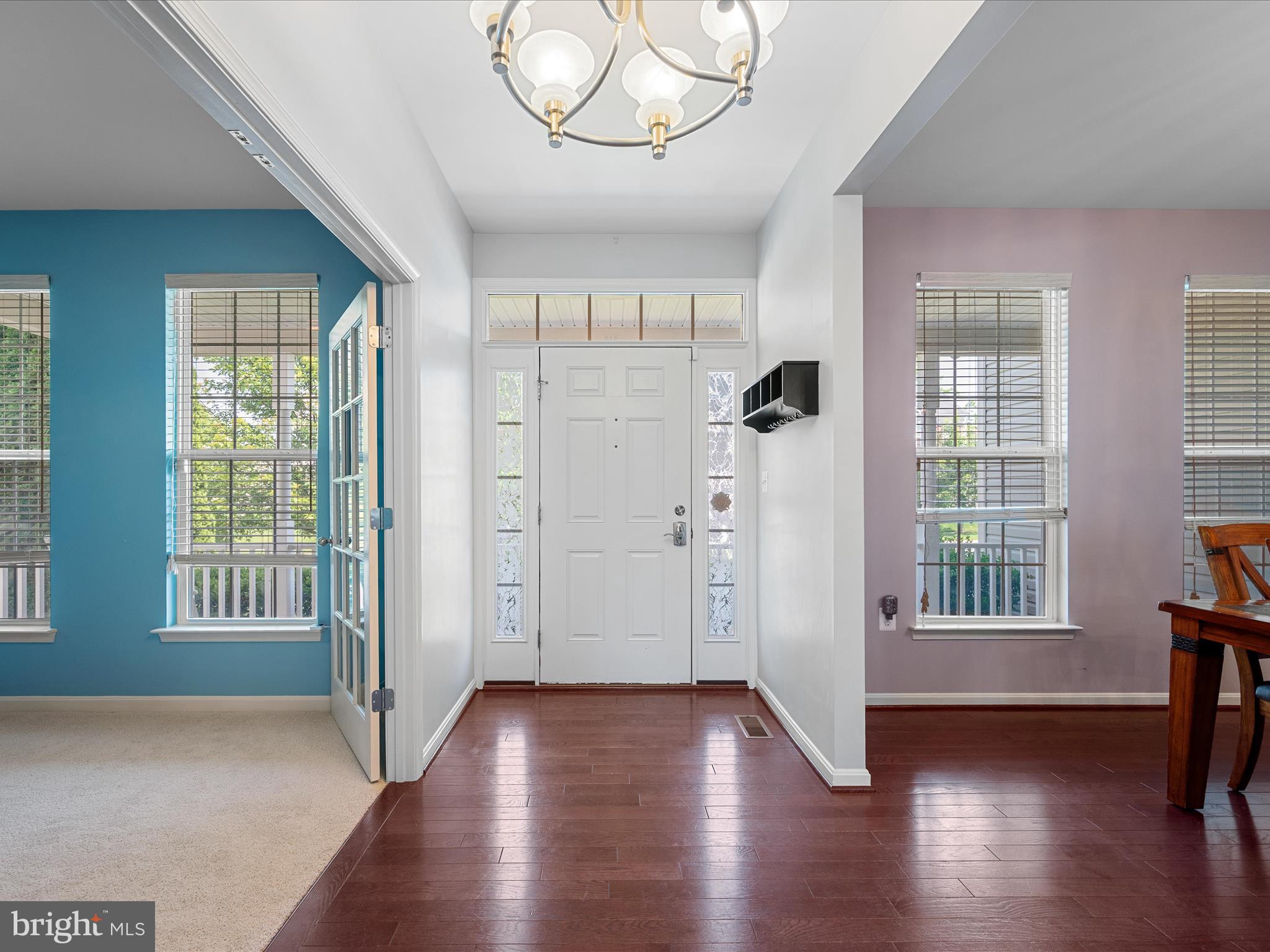 LAKE POINT ROUND HILL - Residential