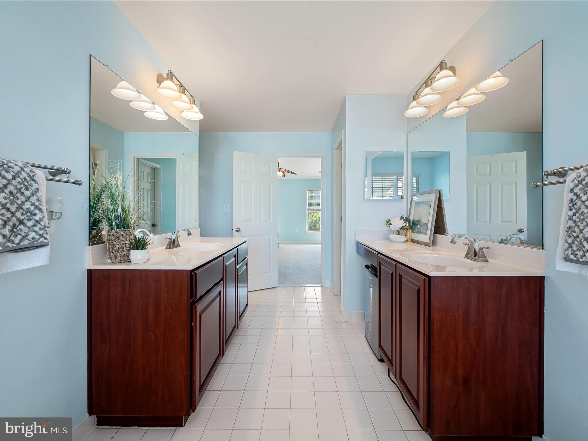 LAKE POINT ROUND HILL - Residential