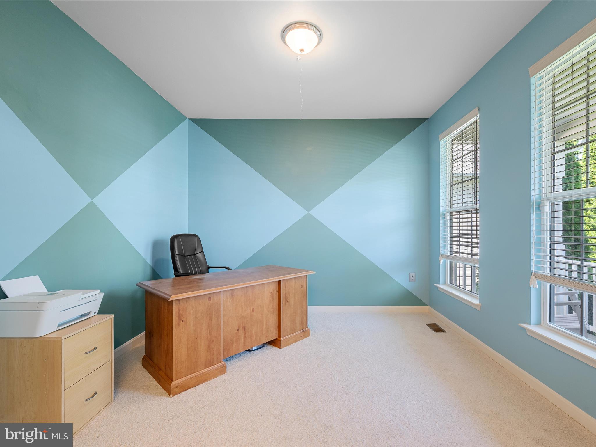 LAKE POINT ROUND HILL - Residential