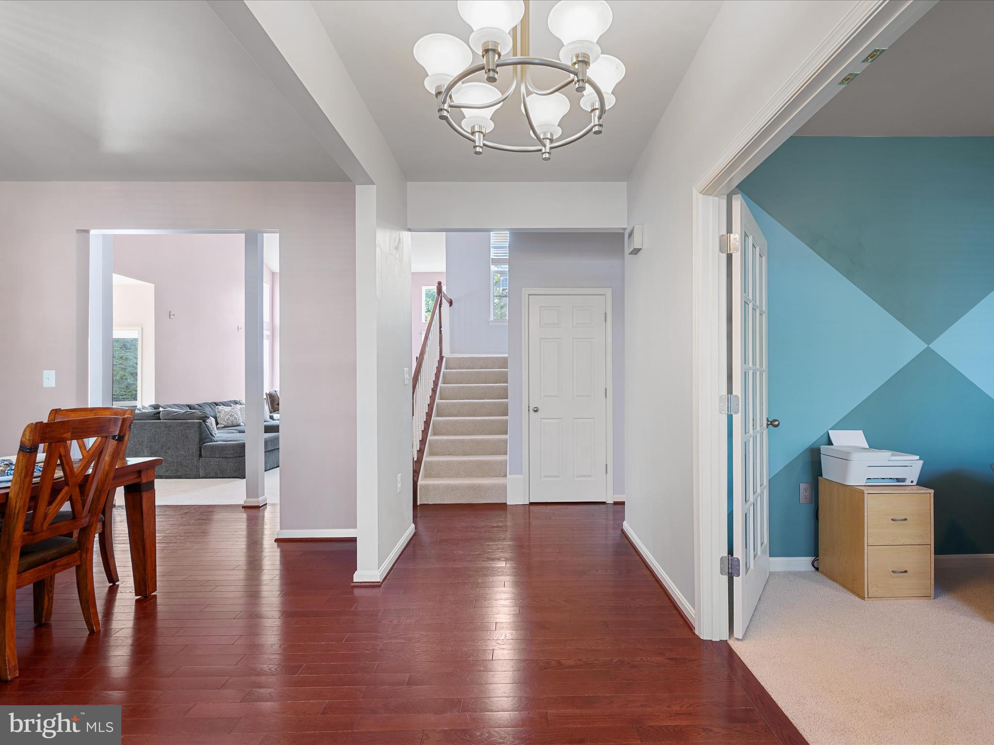 LAKE POINT ROUND HILL - Residential