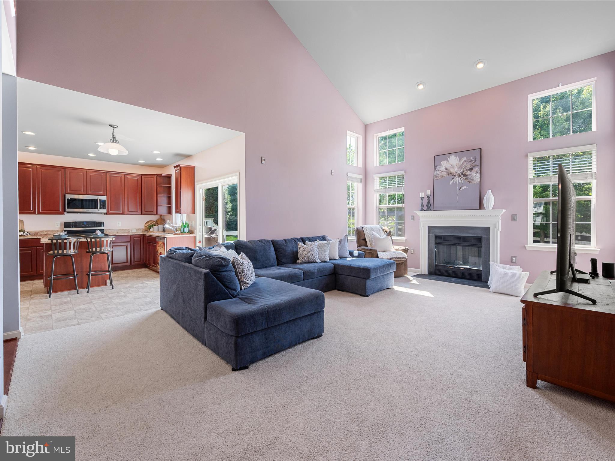 LAKE POINT ROUND HILL - Residential