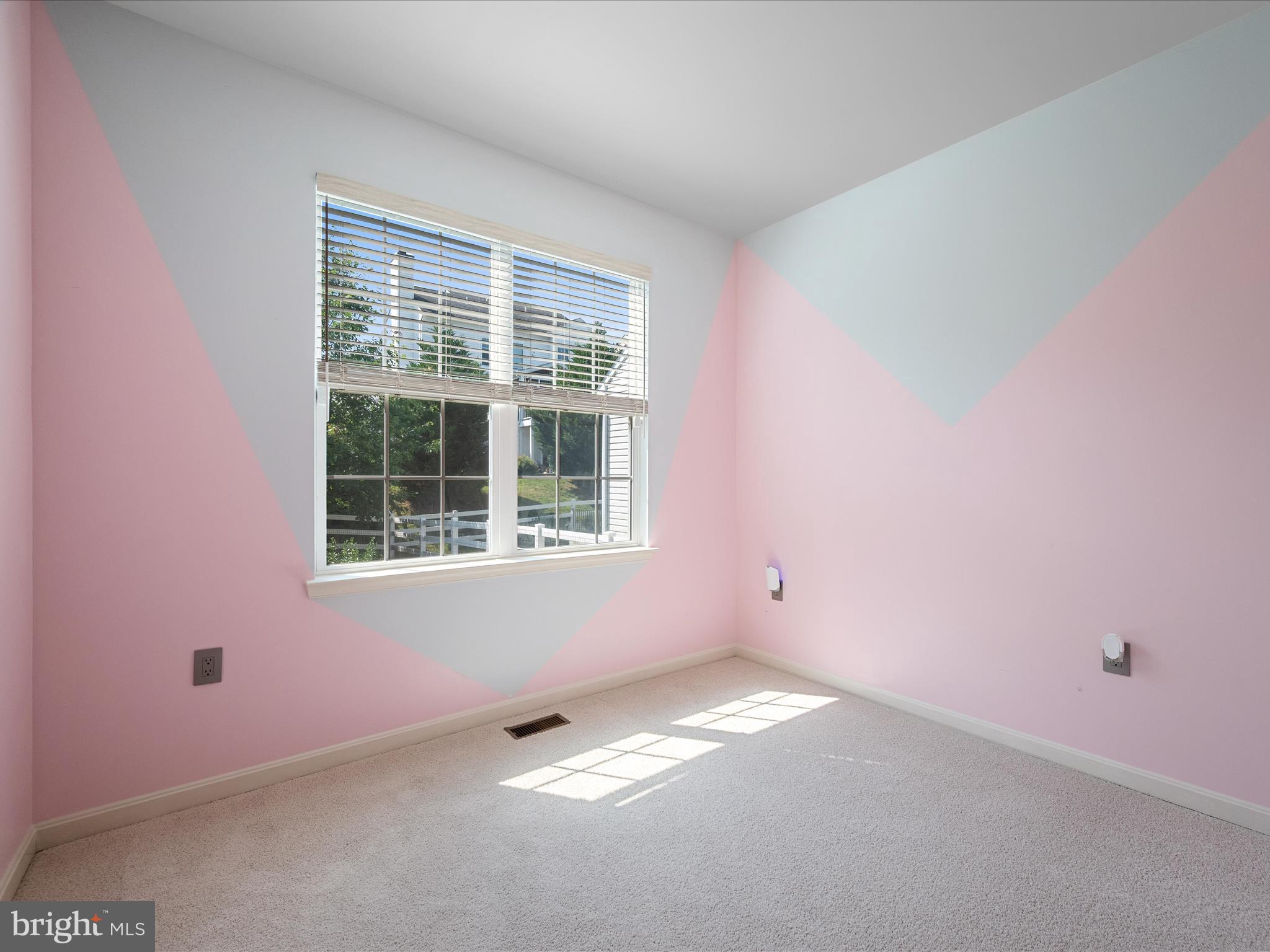 LAKE POINT ROUND HILL - Residential