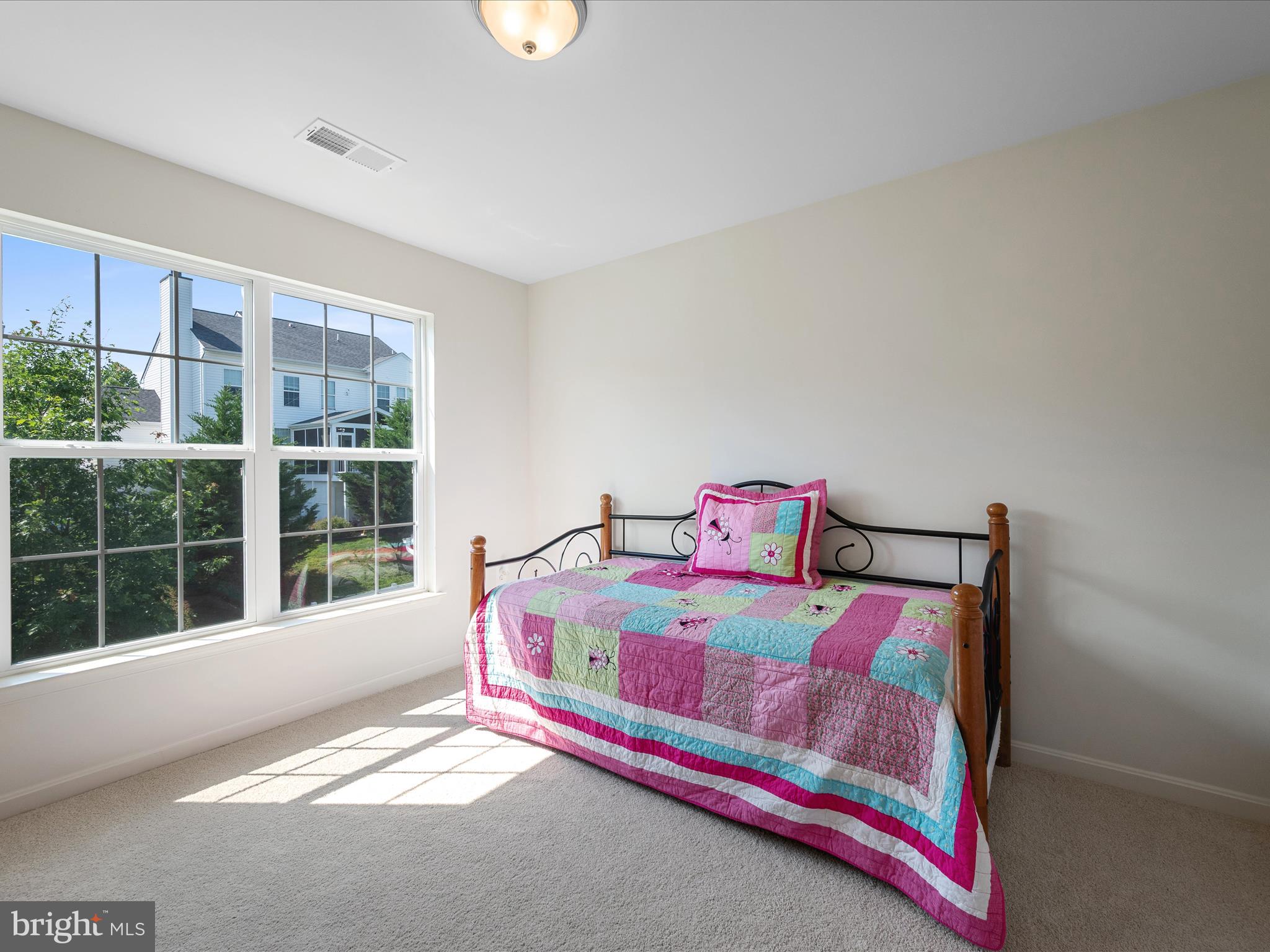 LAKE POINT ROUND HILL - Residential