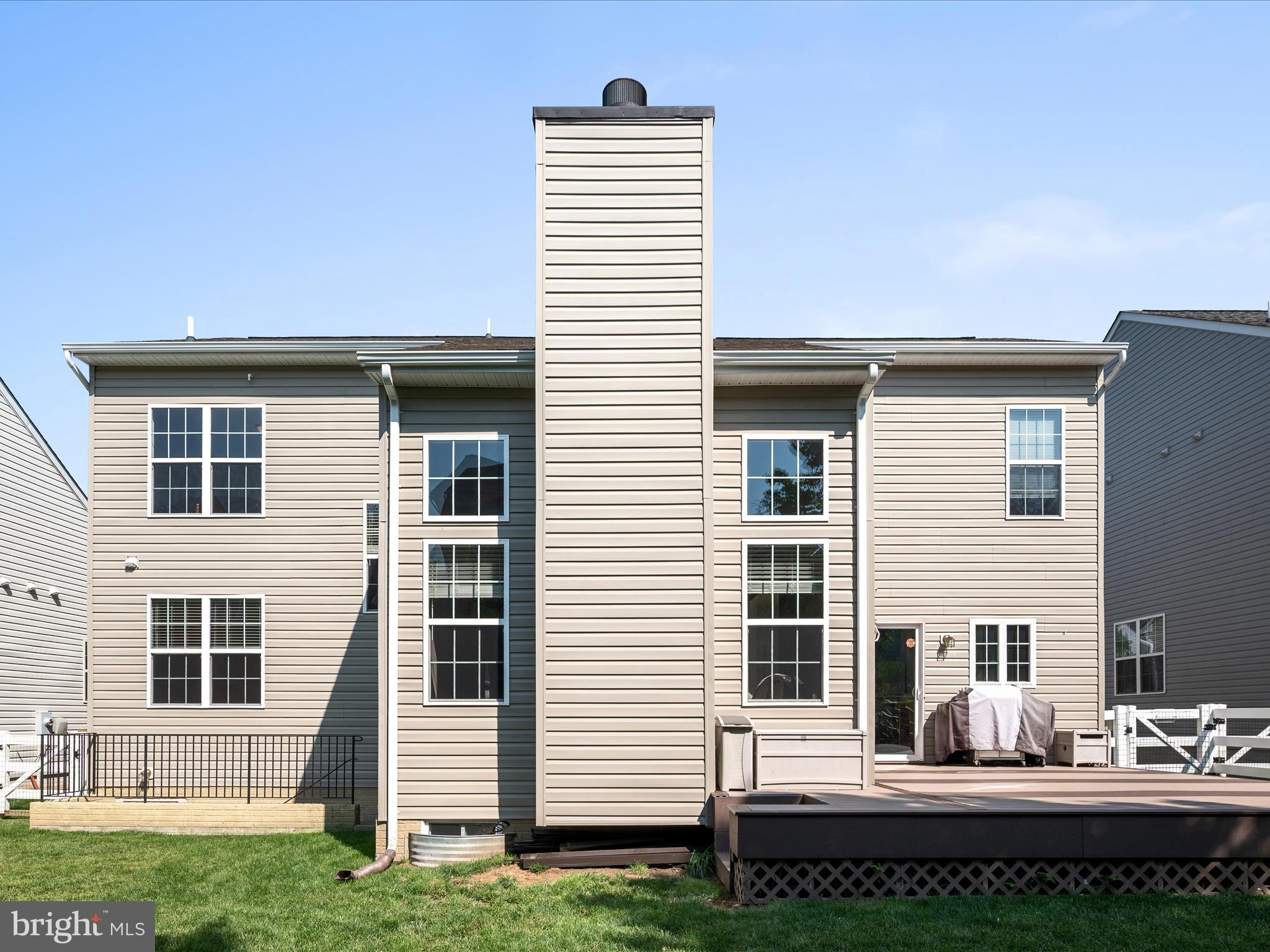 LAKE POINT ROUND HILL - Residential