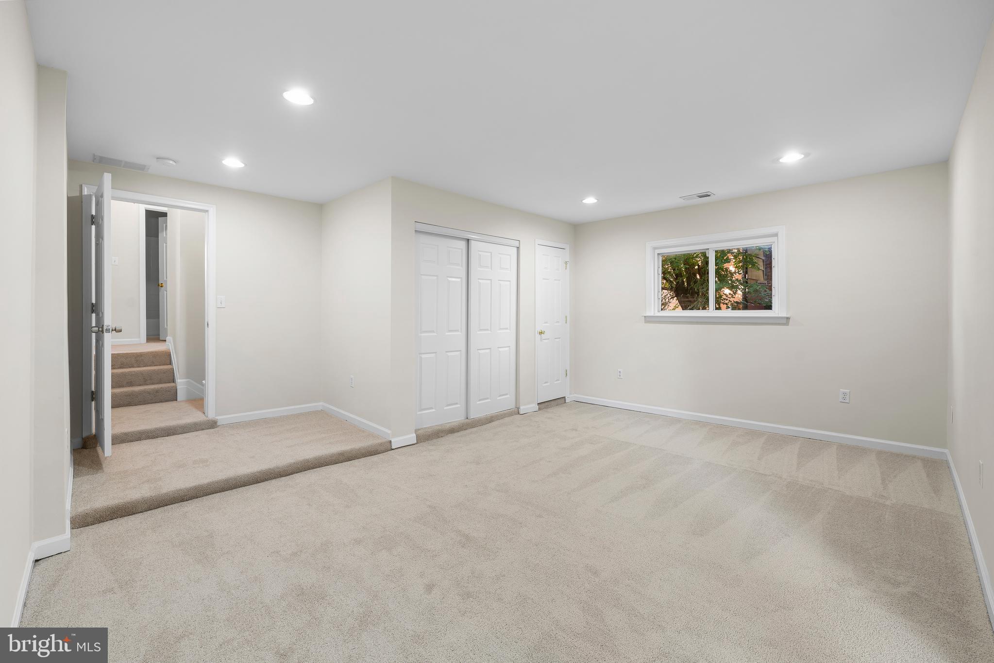 KENTLAND - Residential