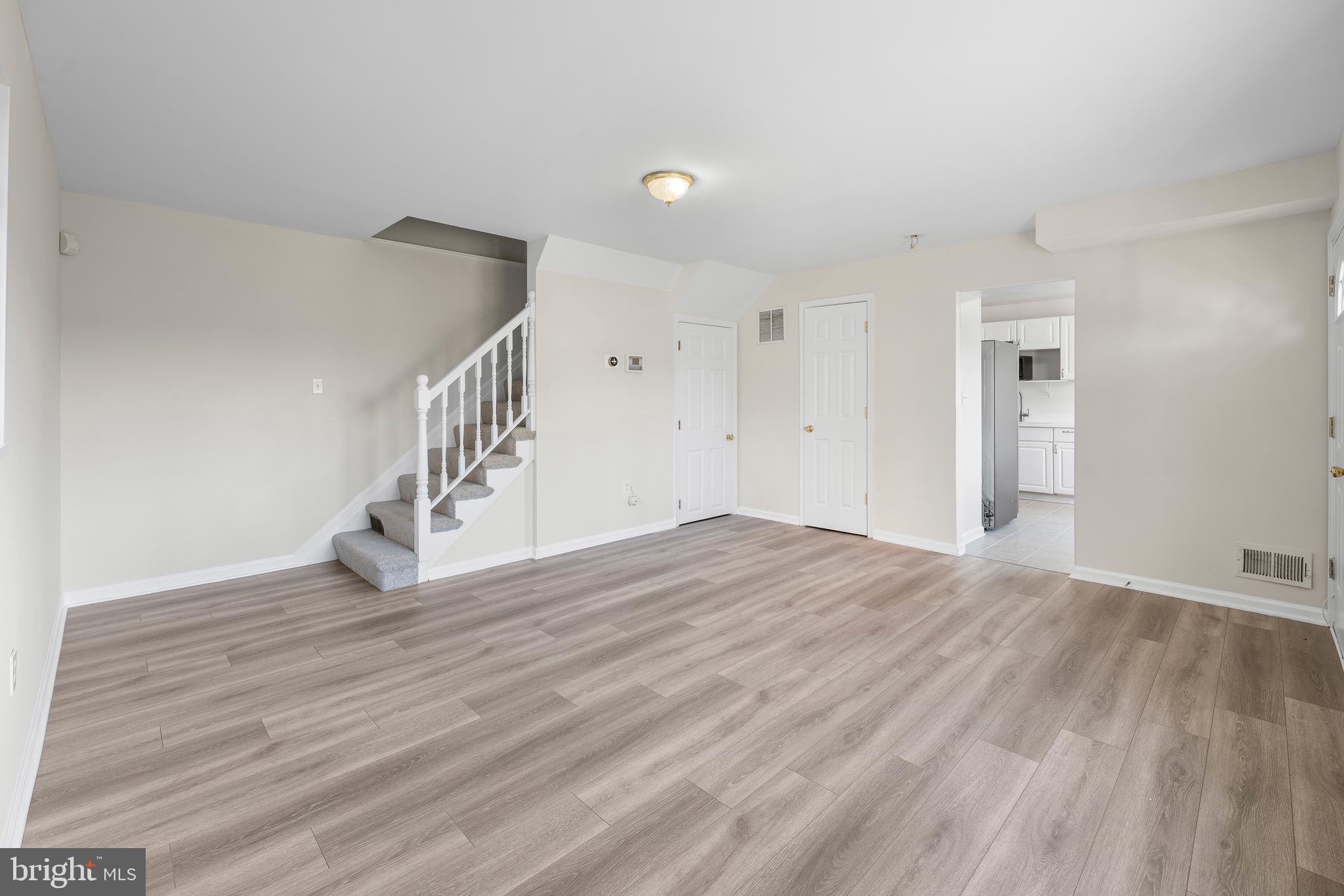 KENTLAND - Residential