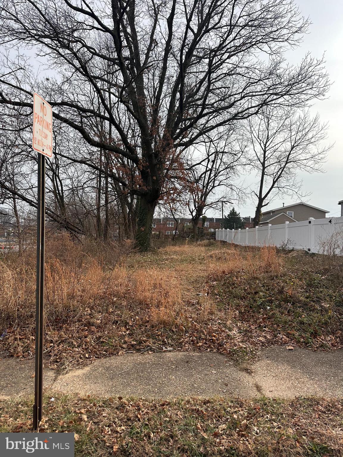 2850 E TYLER AVENUE