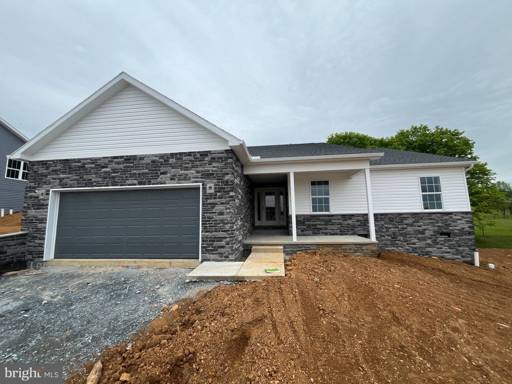 ANTIETAM COMMONS - Residential