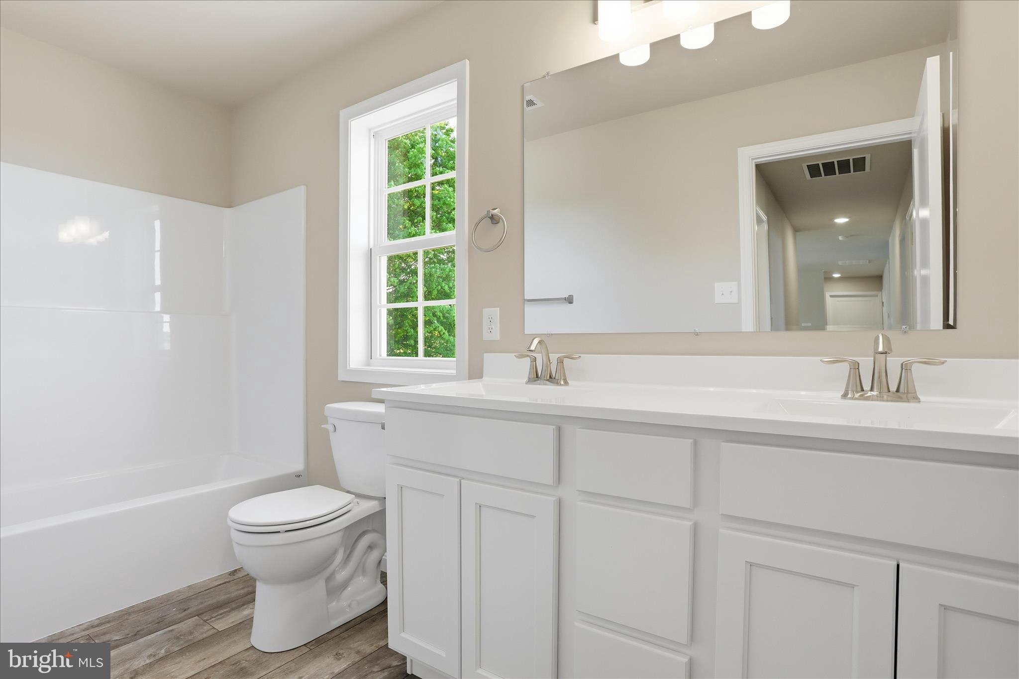 ANTIETAM COMMONS - Residential