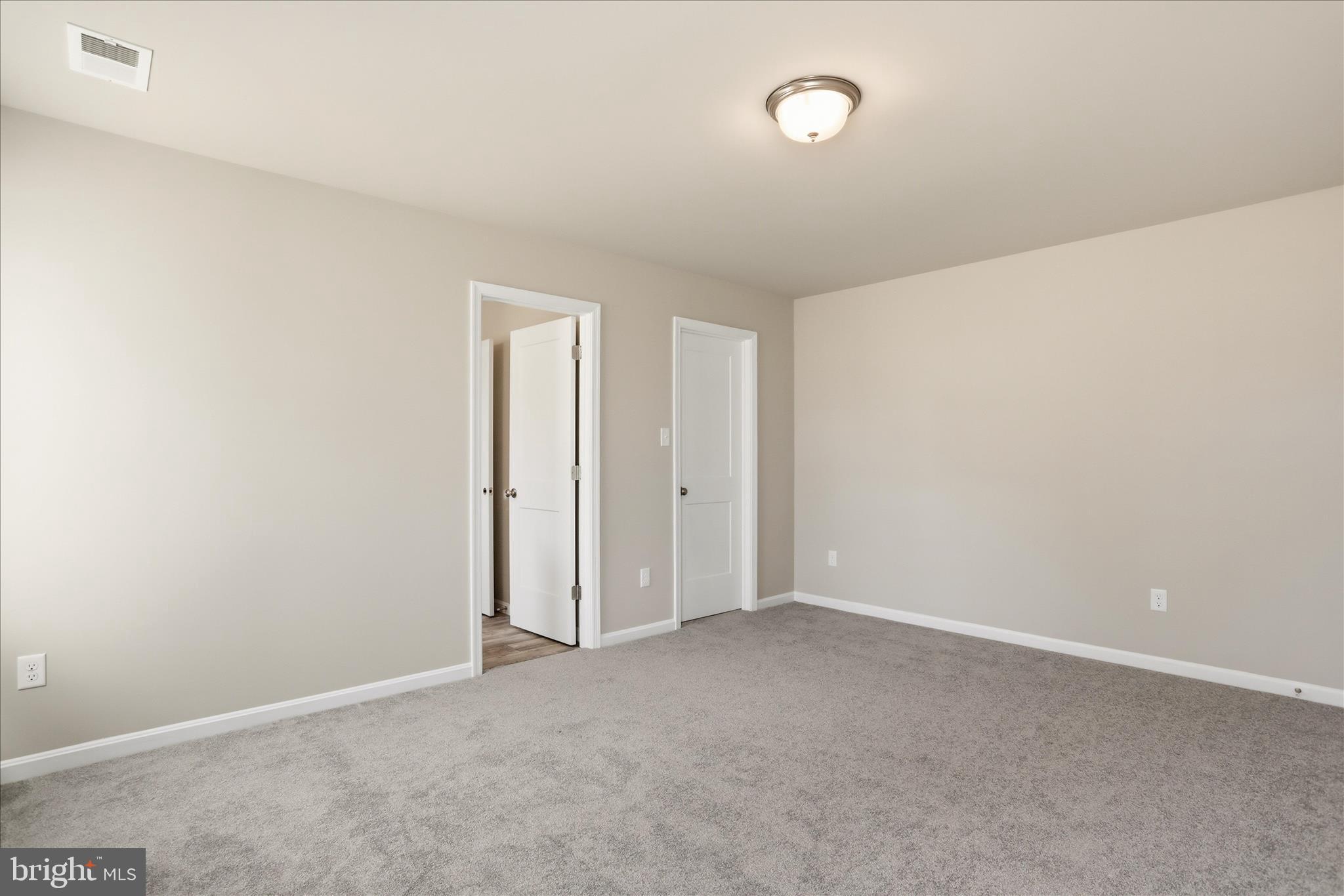 ANTIETAM COMMONS - Residential