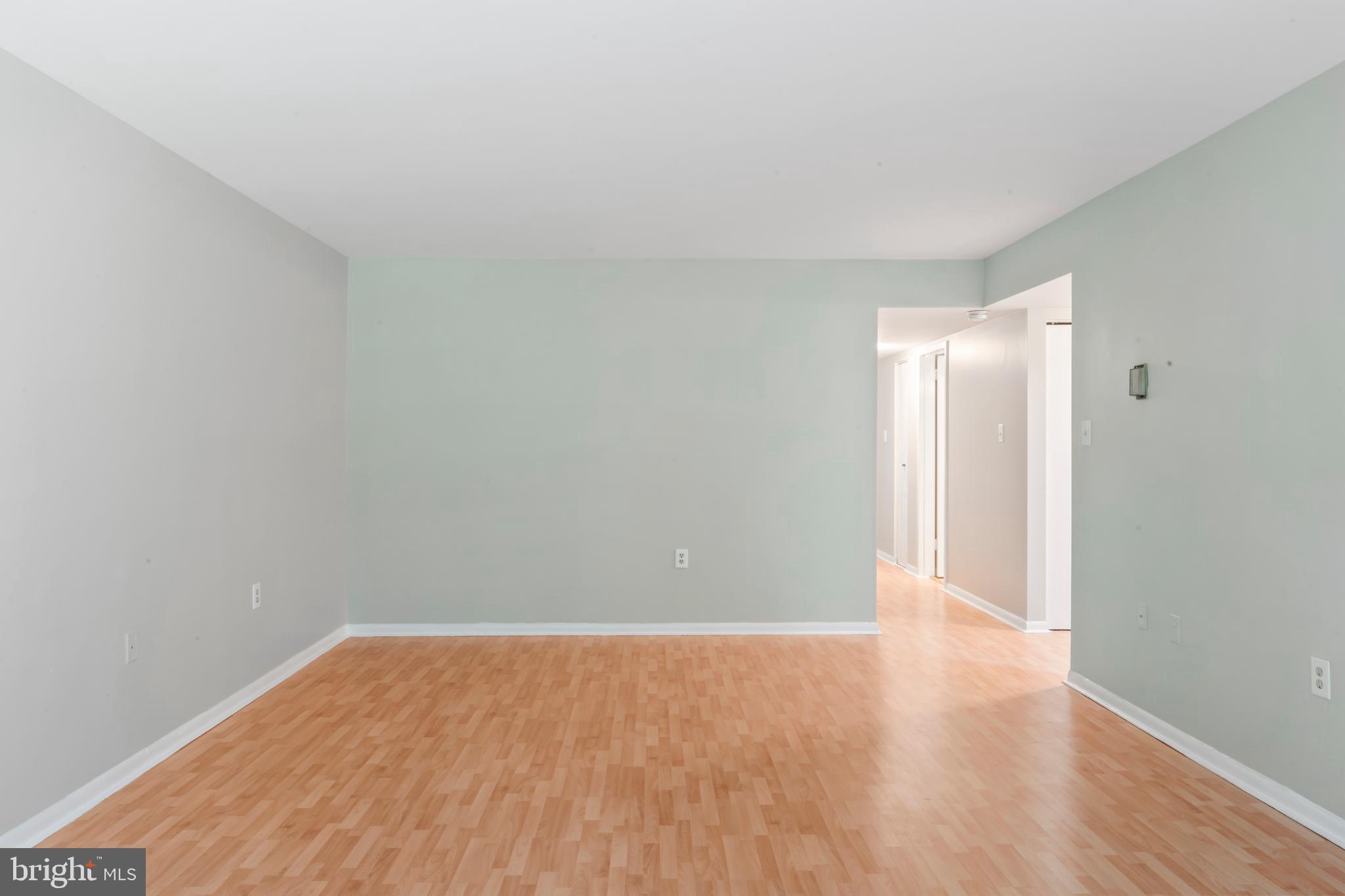 1422 NORTHGATE SQUARE 12B