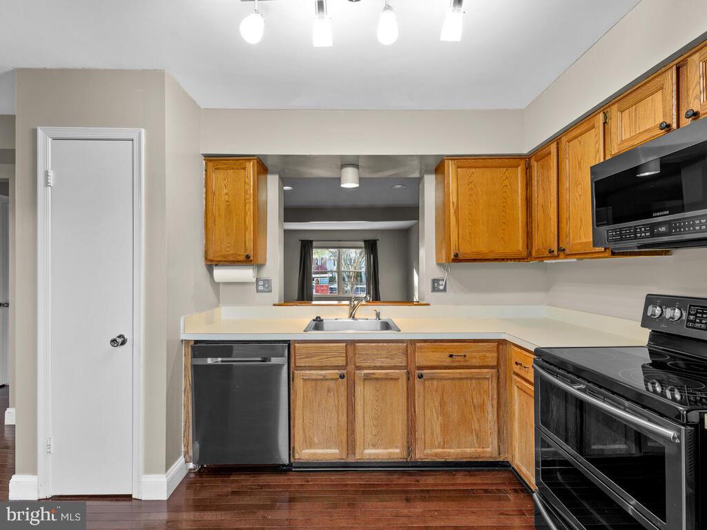 HICKORY RIDGE - Residential Lease