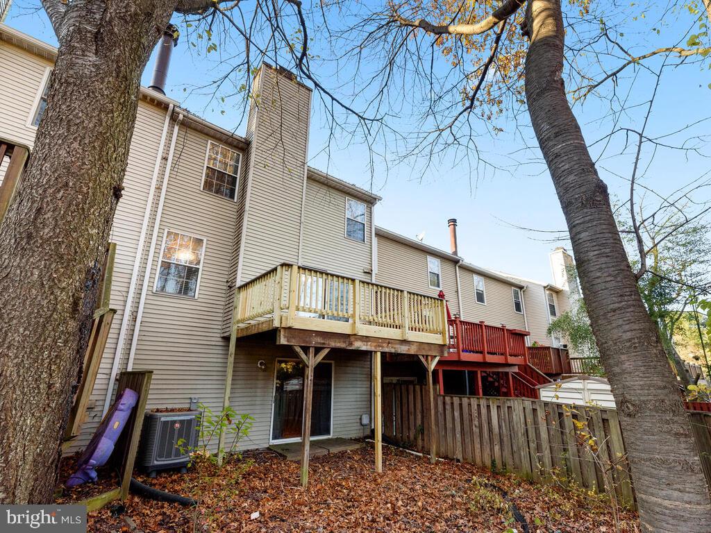 HICKORY RIDGE - Residential Lease