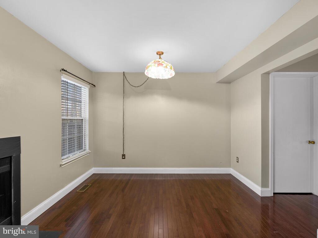 HICKORY RIDGE - Residential Lease