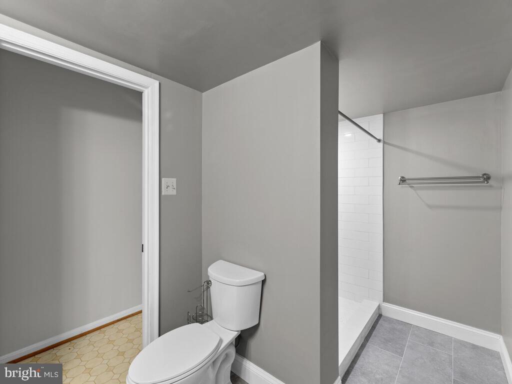 HICKORY RIDGE - Residential Lease