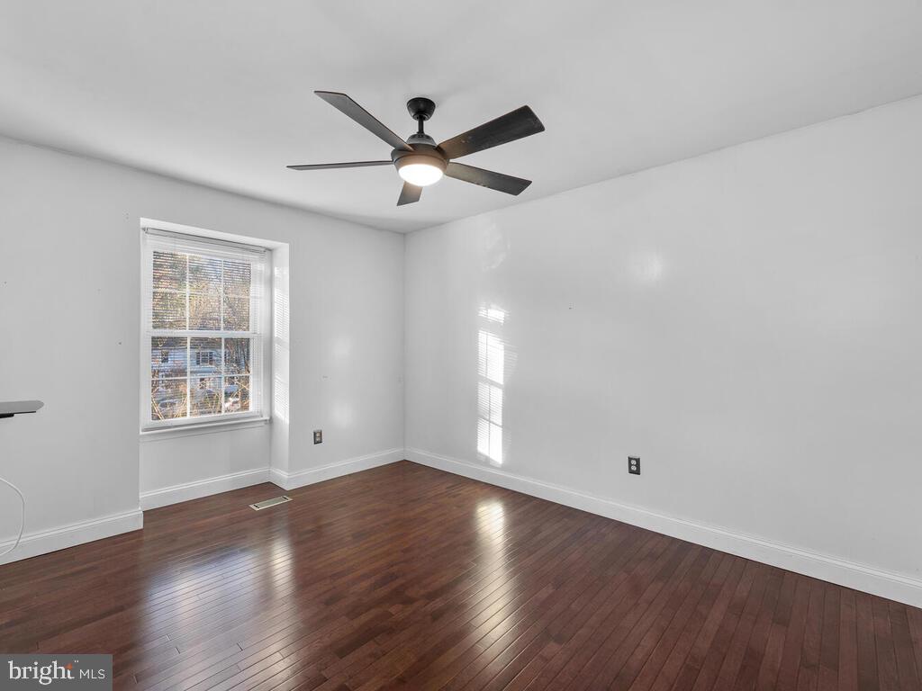 HICKORY RIDGE - Residential Lease