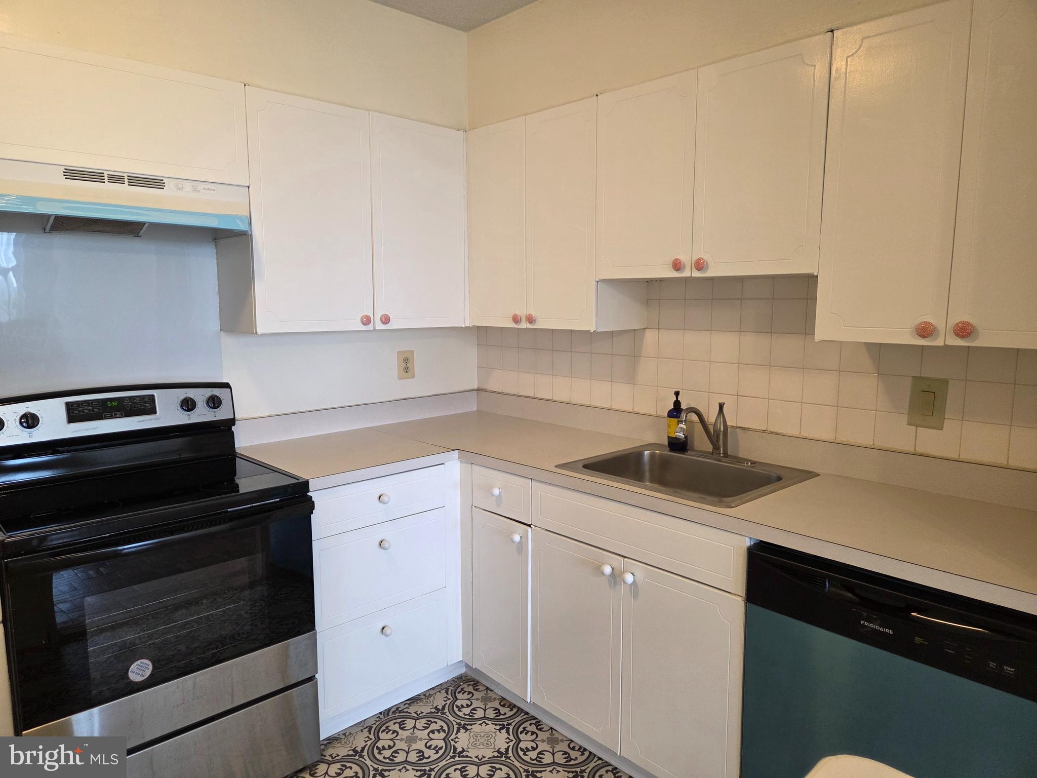 UPPER PARK HEIGHTS - Residential