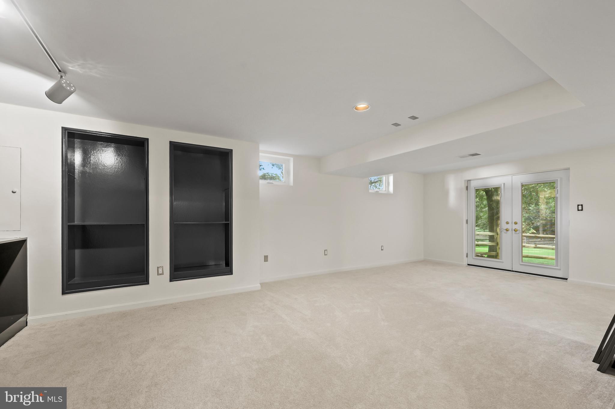 VIRGINIA RUN - Residential