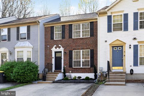 10 DOVETREE DRIVE NEWARK DE 19713