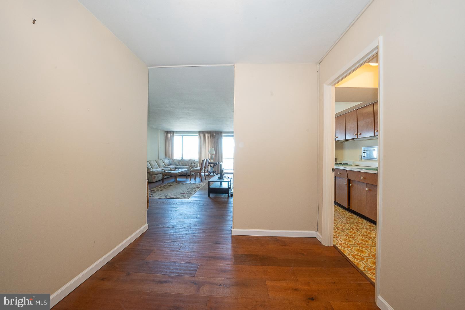 ART MUSEUM AREA - Residential