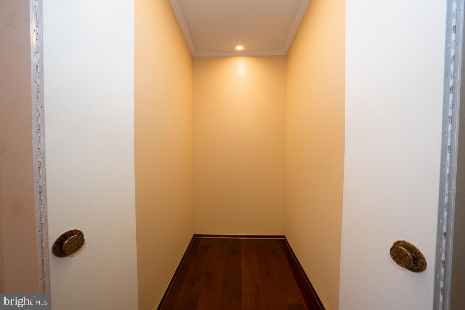 ART MUSEUM AREA - Residential