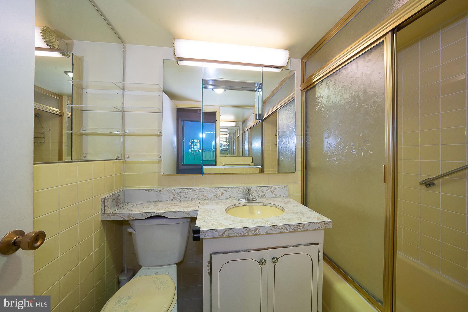 ART MUSEUM AREA - Residential