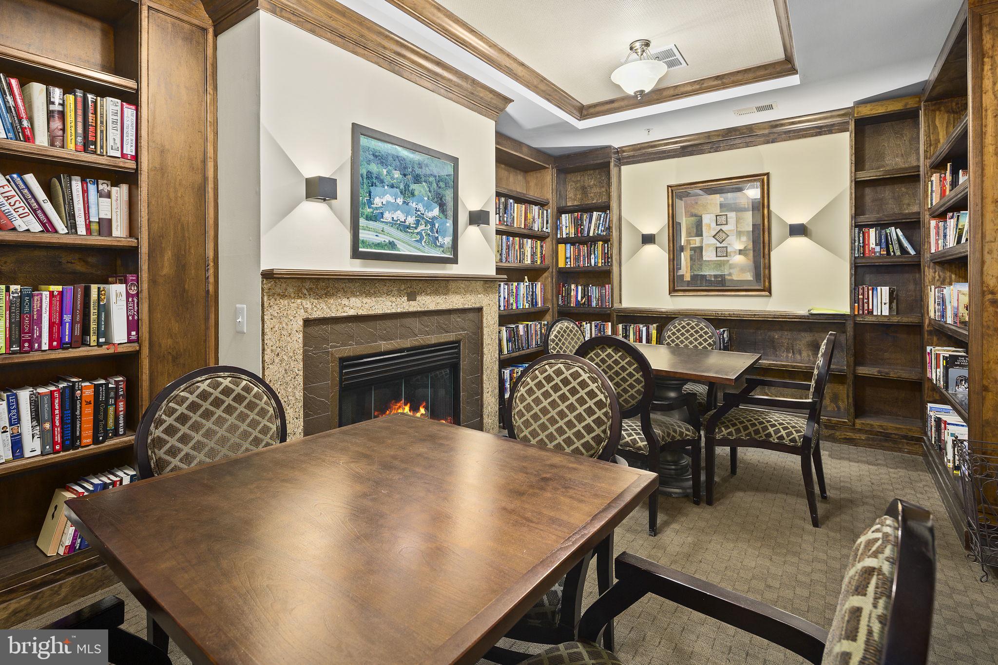 HIDDENBROOK - Residential