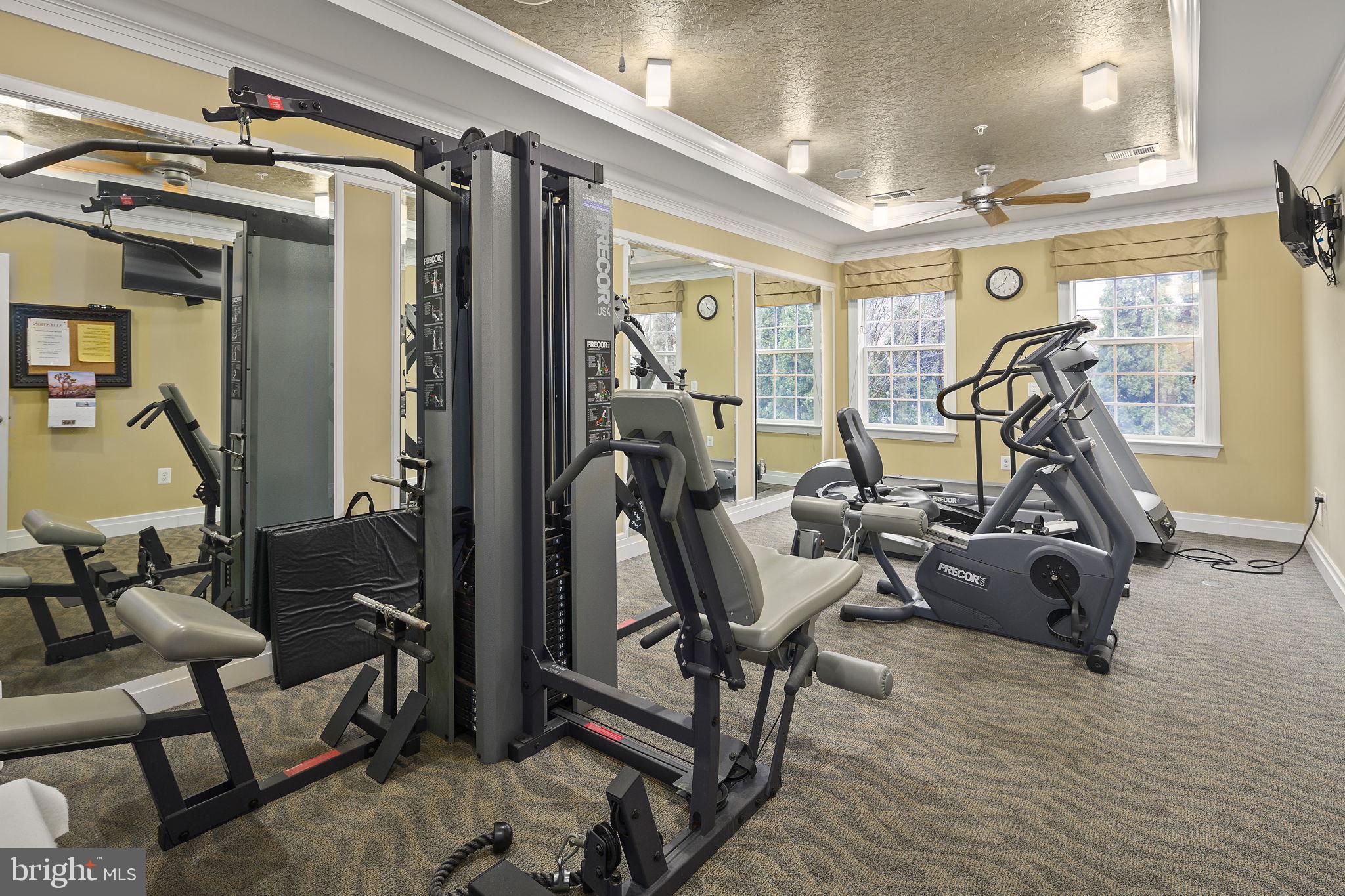 HIDDENBROOK - Residential