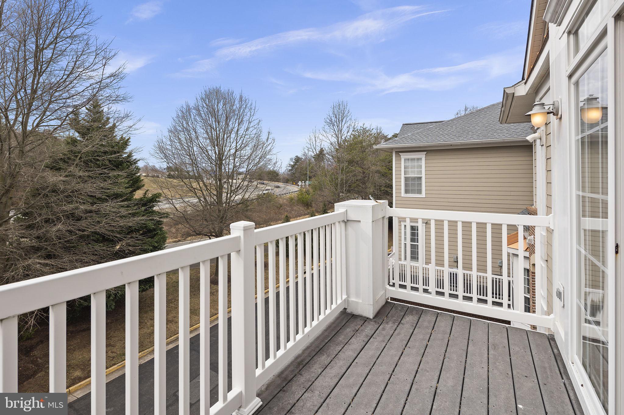 HIDDENBROOK - Residential