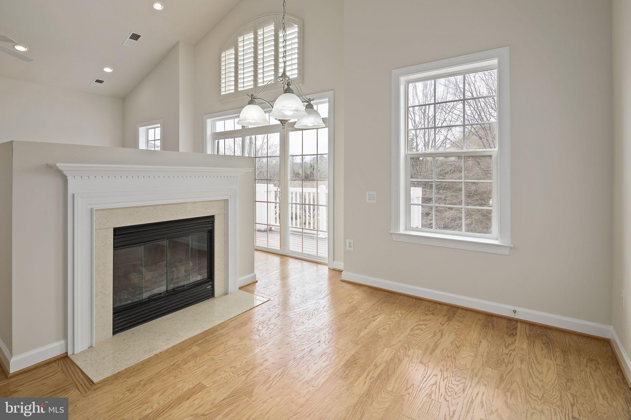 HIDDENBROOK - Residential