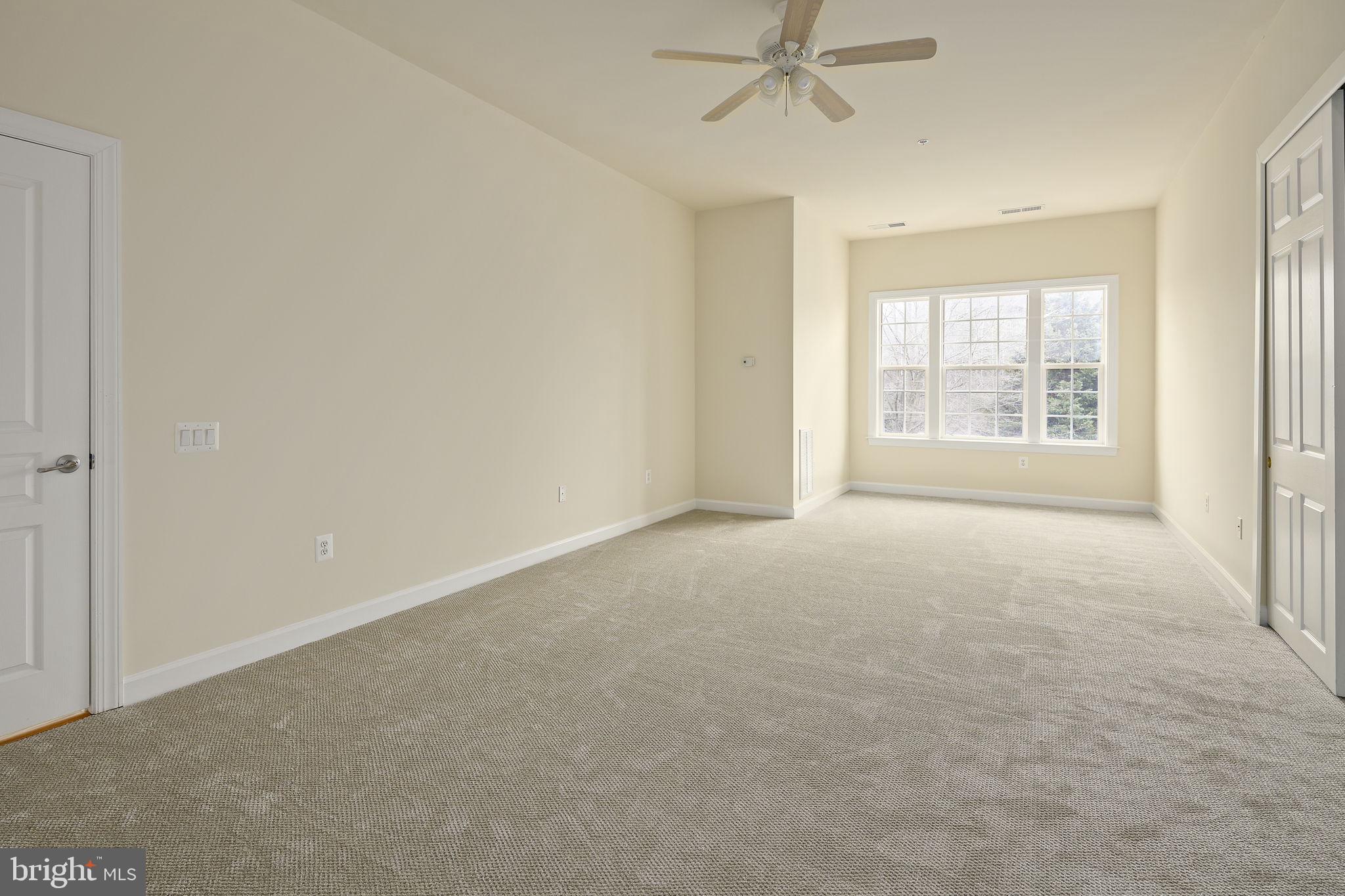 HIDDENBROOK - Residential