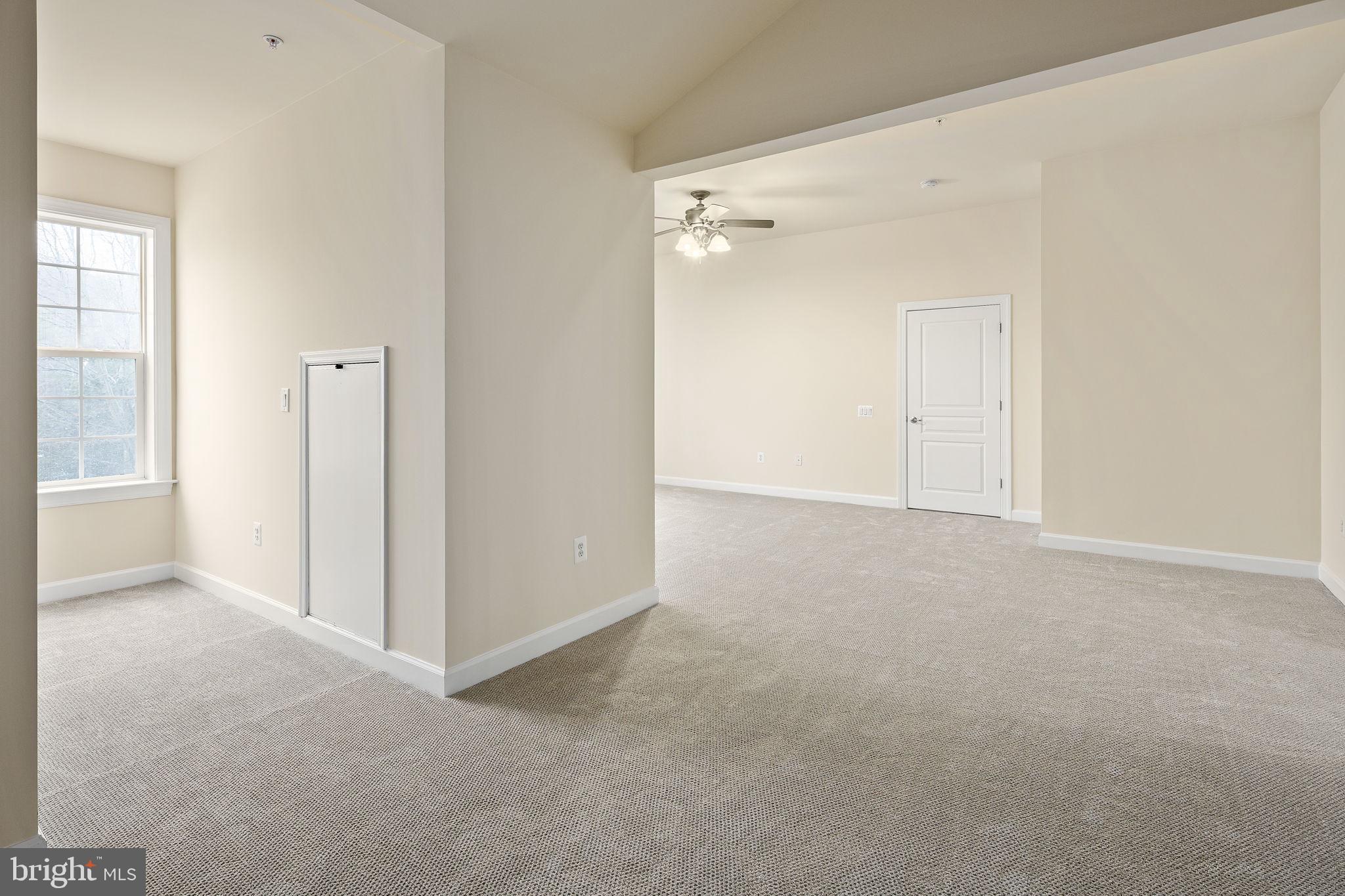 HIDDENBROOK - Residential