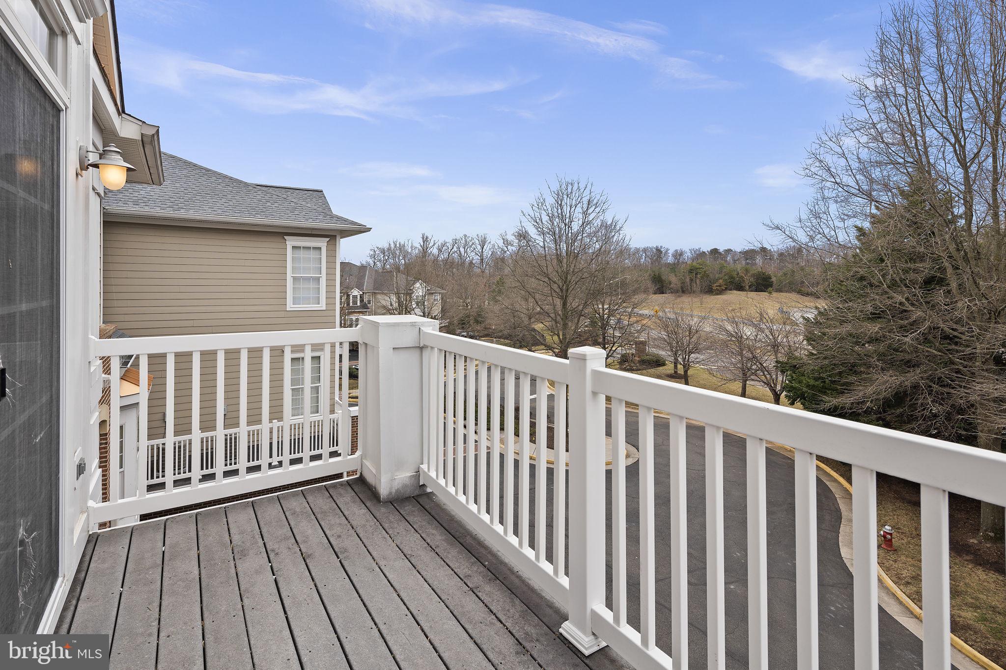 HIDDENBROOK - Residential