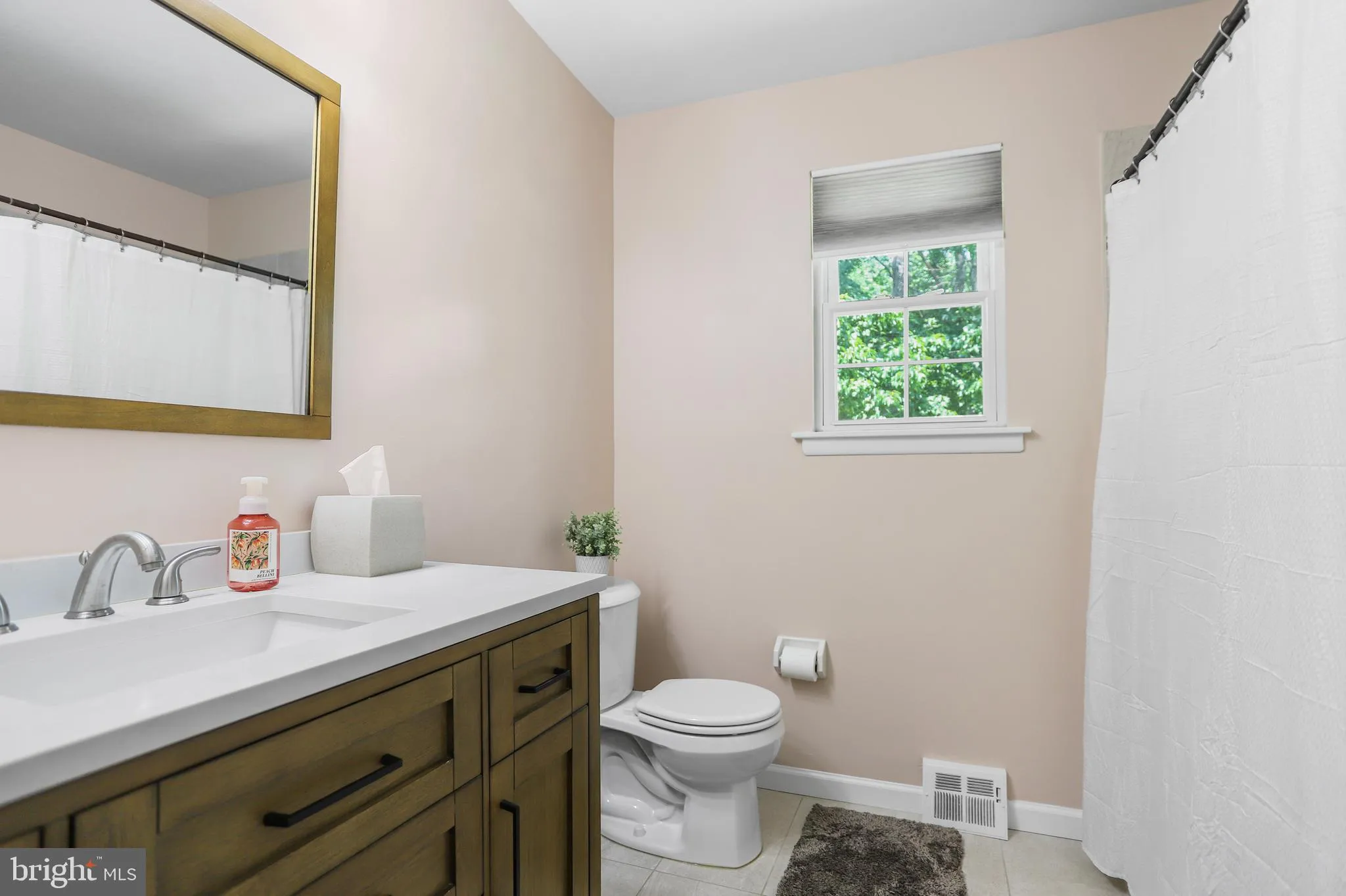 Garnet Valley, Pennsylvania 19060, United States, 4 Bedrooms Bedrooms, ,3 BathroomsBathrooms,Residential,Active,168078