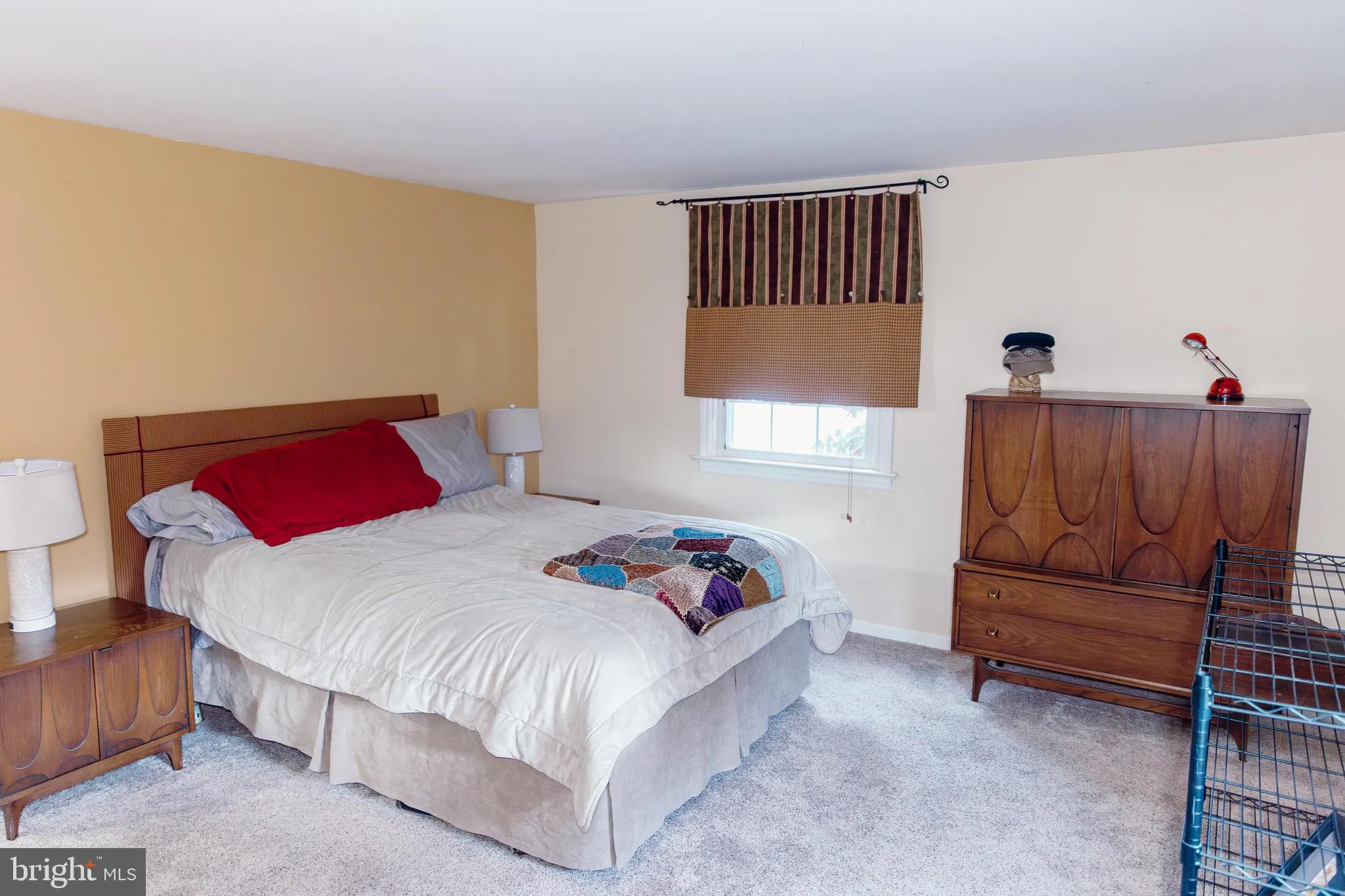 Leola, Pennsylvania 17540, United States, 3 Bedrooms Bedrooms, ,3 BathroomsBathrooms,Residential,Pending,22871