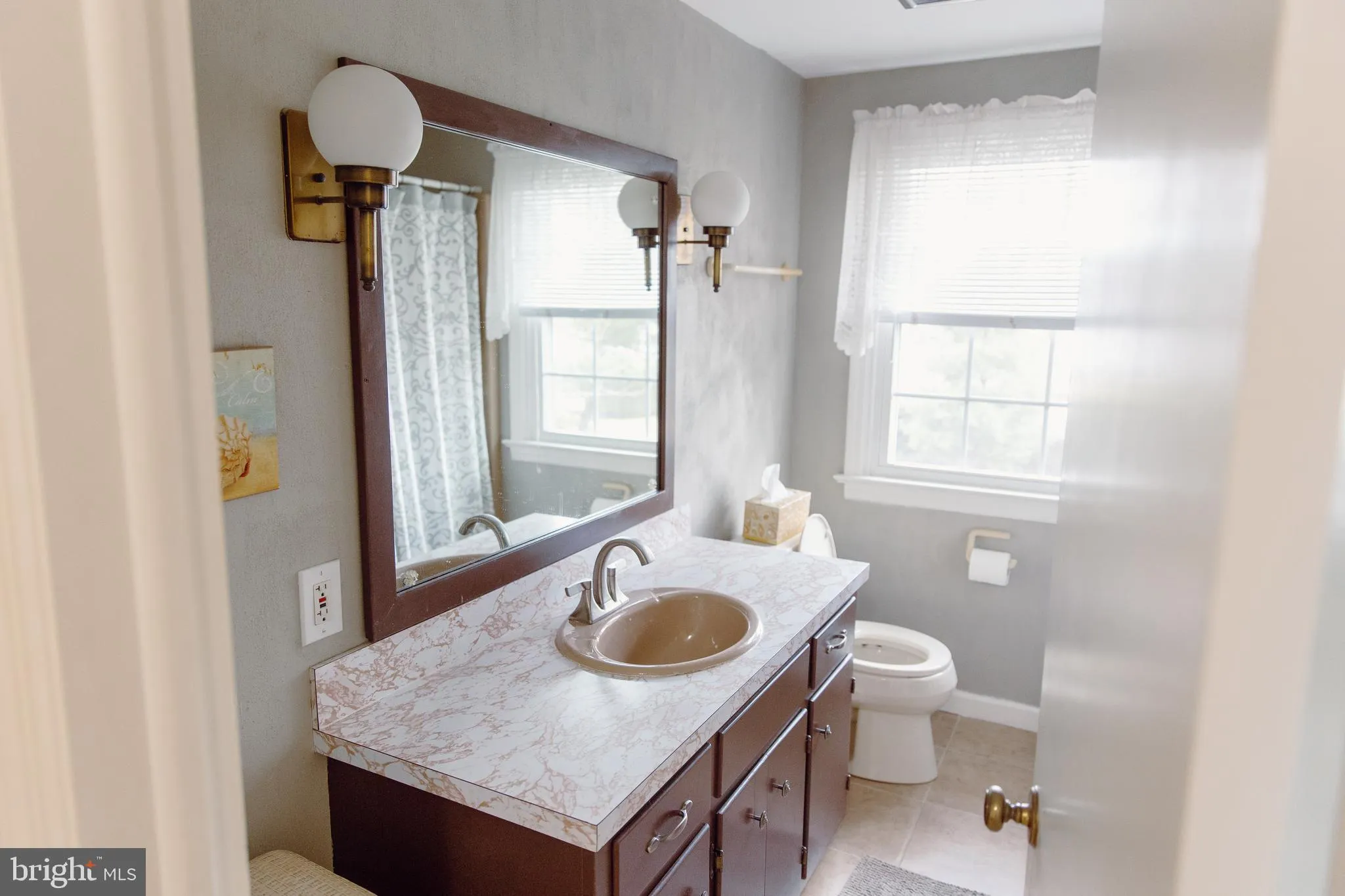 Leola, Pennsylvania 17540, United States, 3 Bedrooms Bedrooms, ,3 BathroomsBathrooms,Residential,Pending,22871