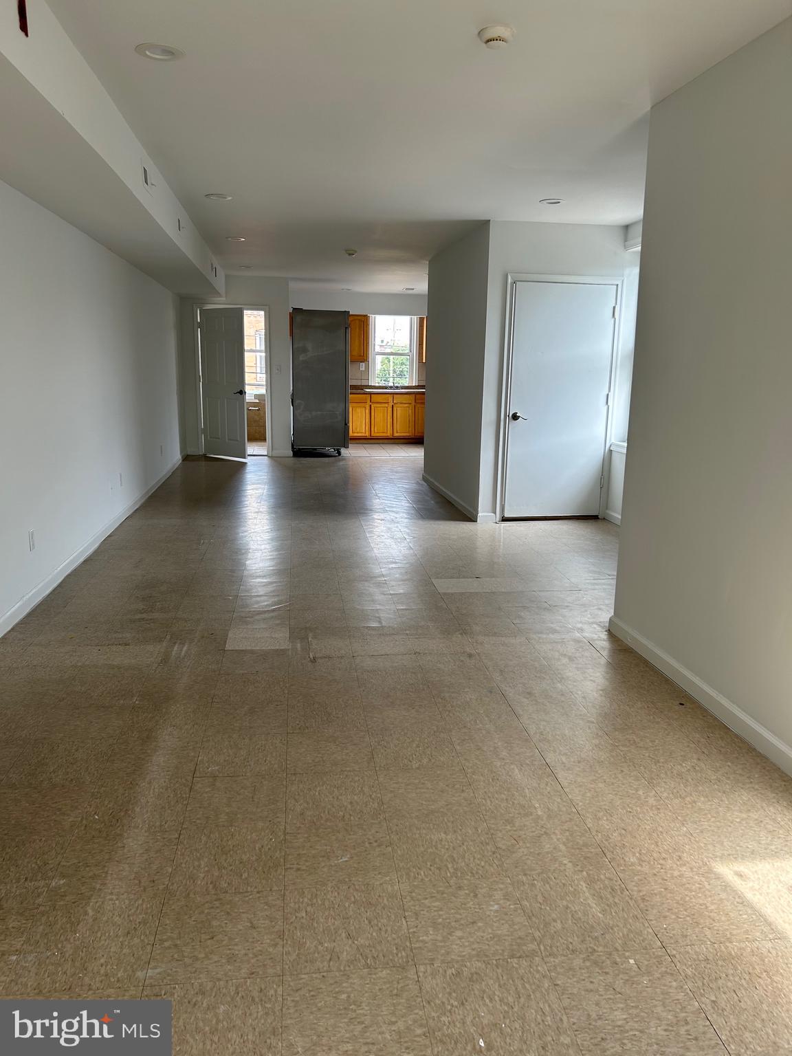 POINT BREEZE - Commercial Lease