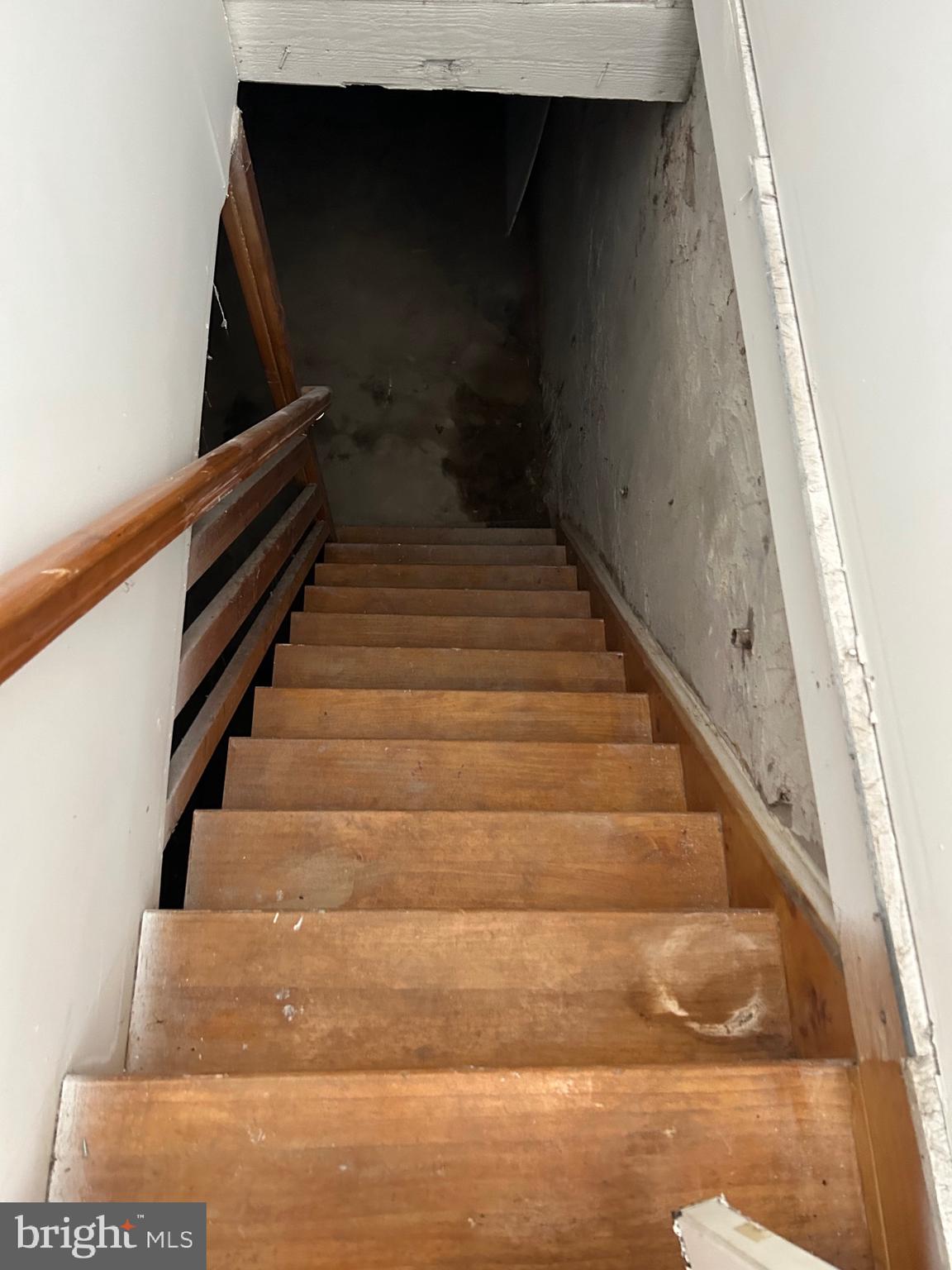 POINT BREEZE - Commercial Lease