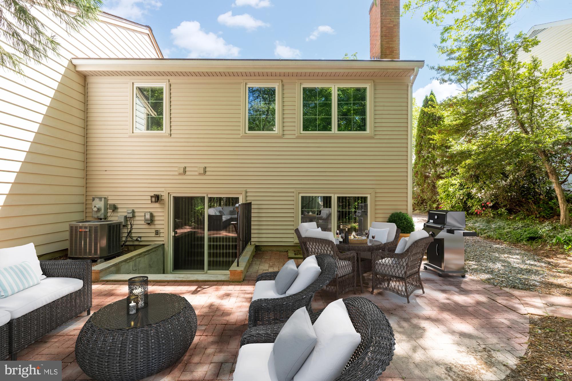 BURKE CENTRE - Residential