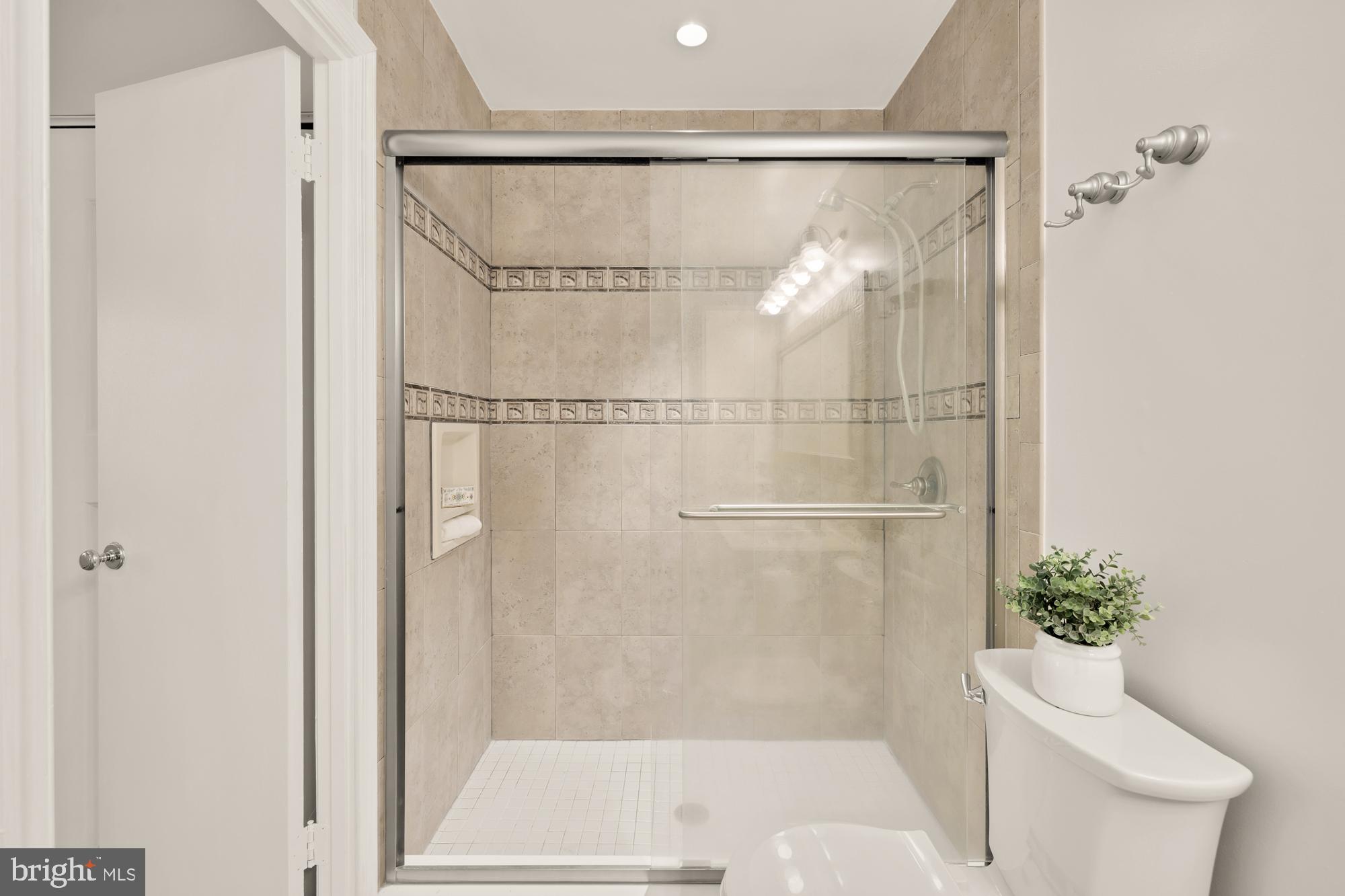 BURKE CENTRE - Residential