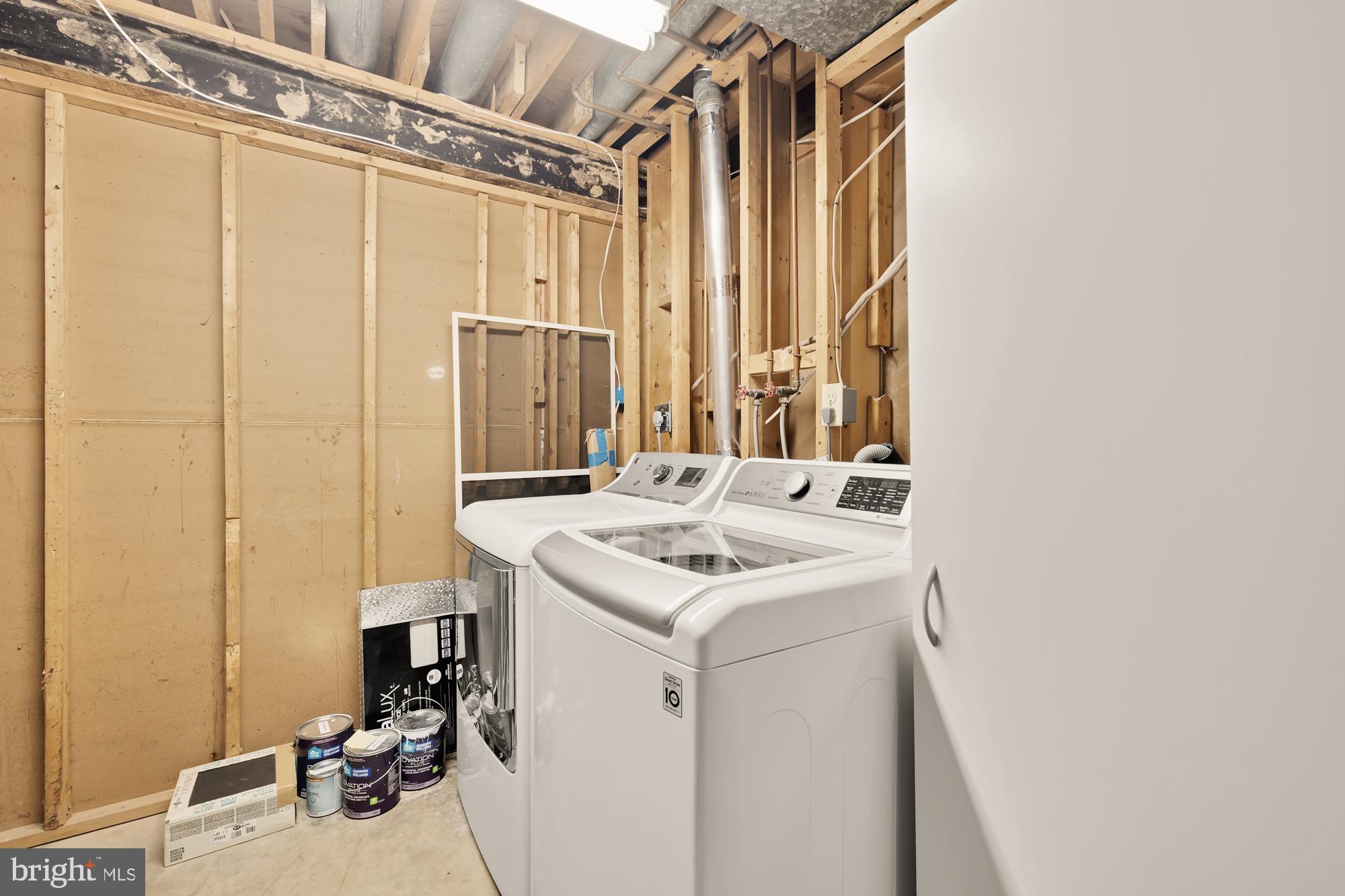 BURKE CENTRE - Residential