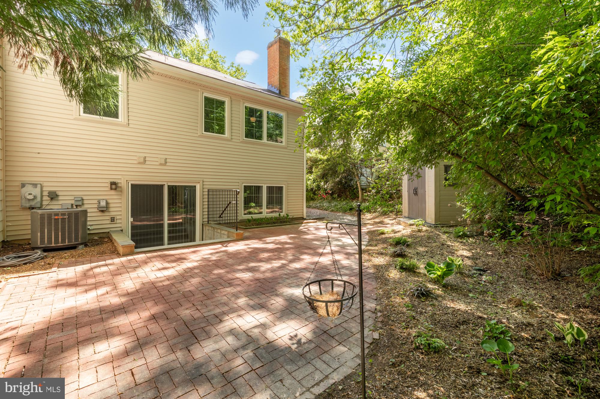 BURKE CENTRE - Residential