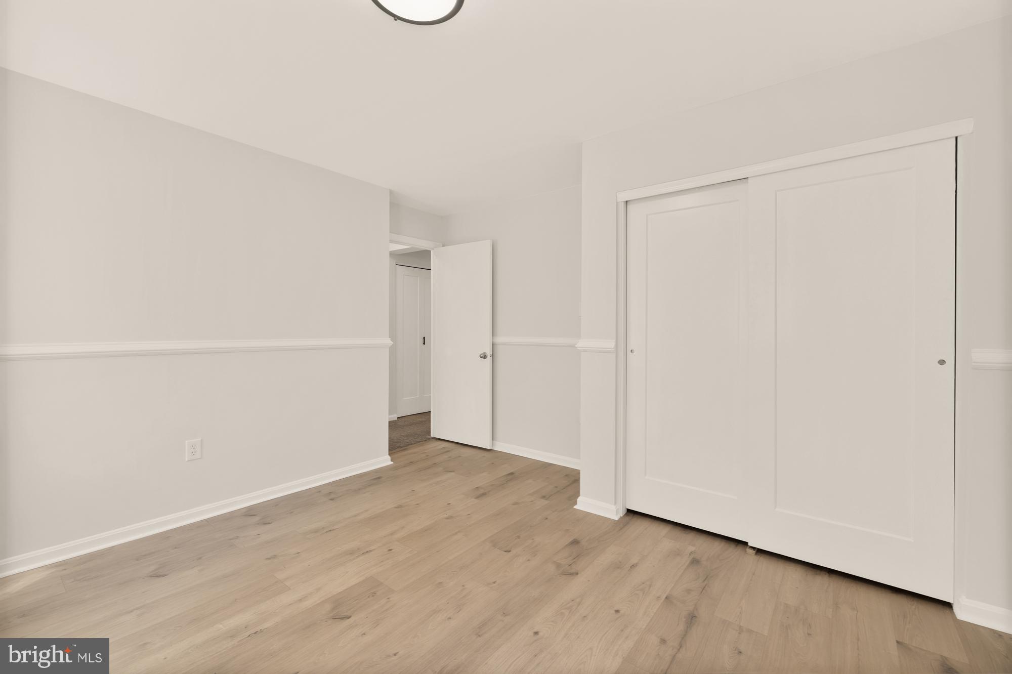 BURKE CENTRE - Residential